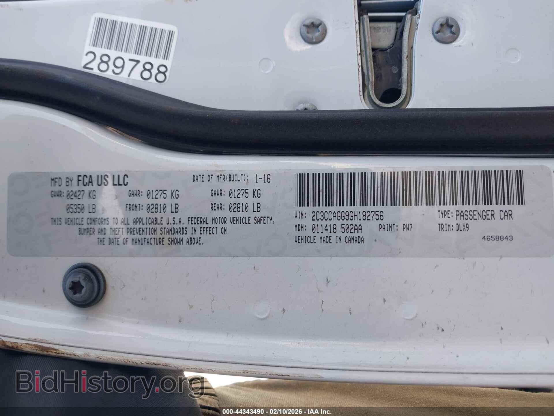 2016 CHRYSLER 300 - VIN: 2C3CCAGG9GH182756 - Photo 9