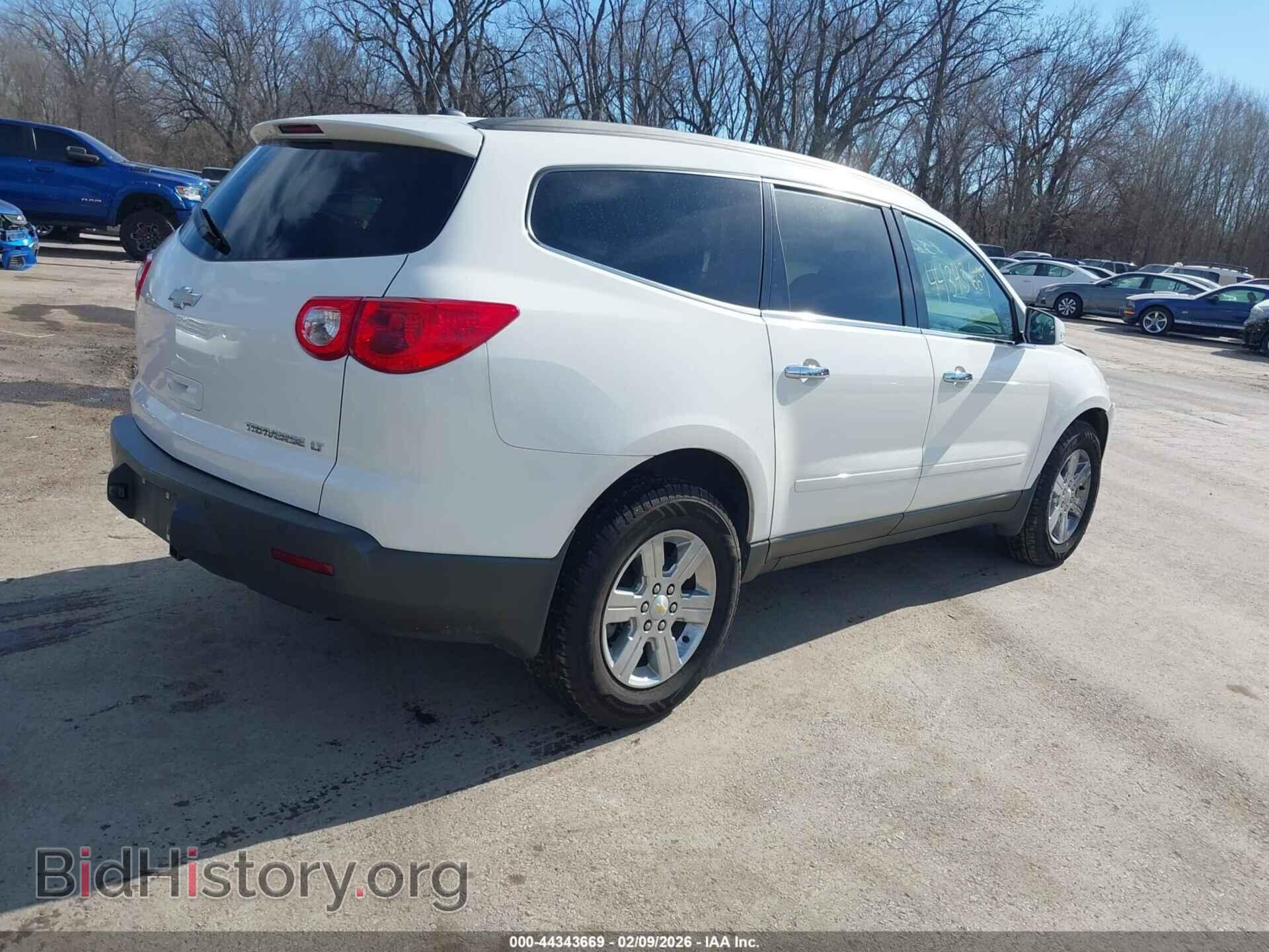 2012 CHEVROLET TRAVERSE - VIN: 1GNKRGED7CJ321980 - Фото 4