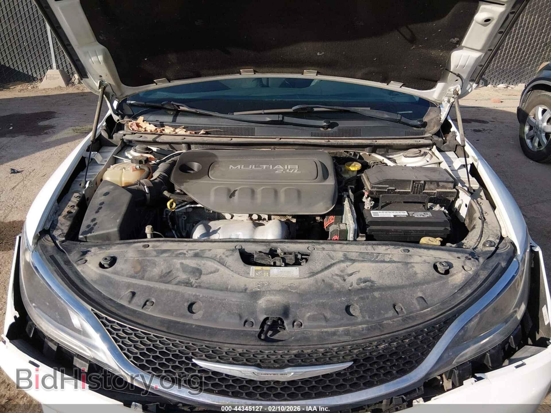 2015 CHRYSLER 200 - VIN: 1C3CCCAB5FN616976 - Фото 10