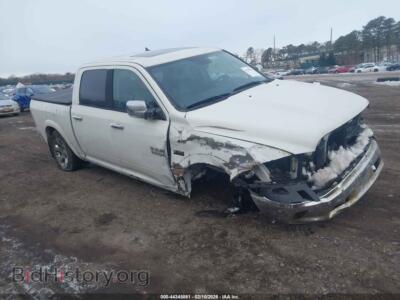2016 RAM 1500 Laramie, белый — VIN 1C6RR7NT0GS414118, IAAI