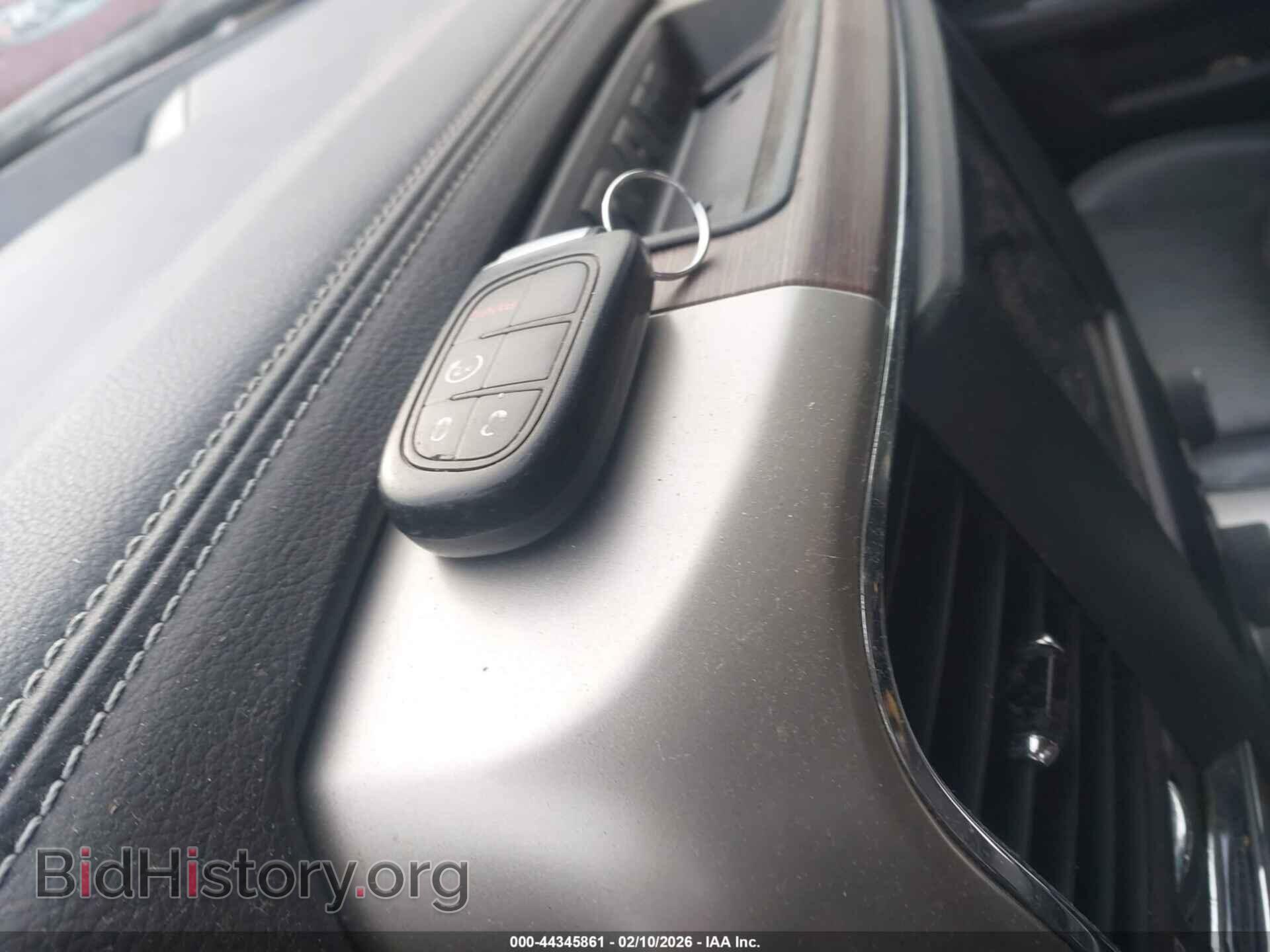 2016 RAM 1500 - VIN: 1C6RR7NT0GS414118 - Фото 11