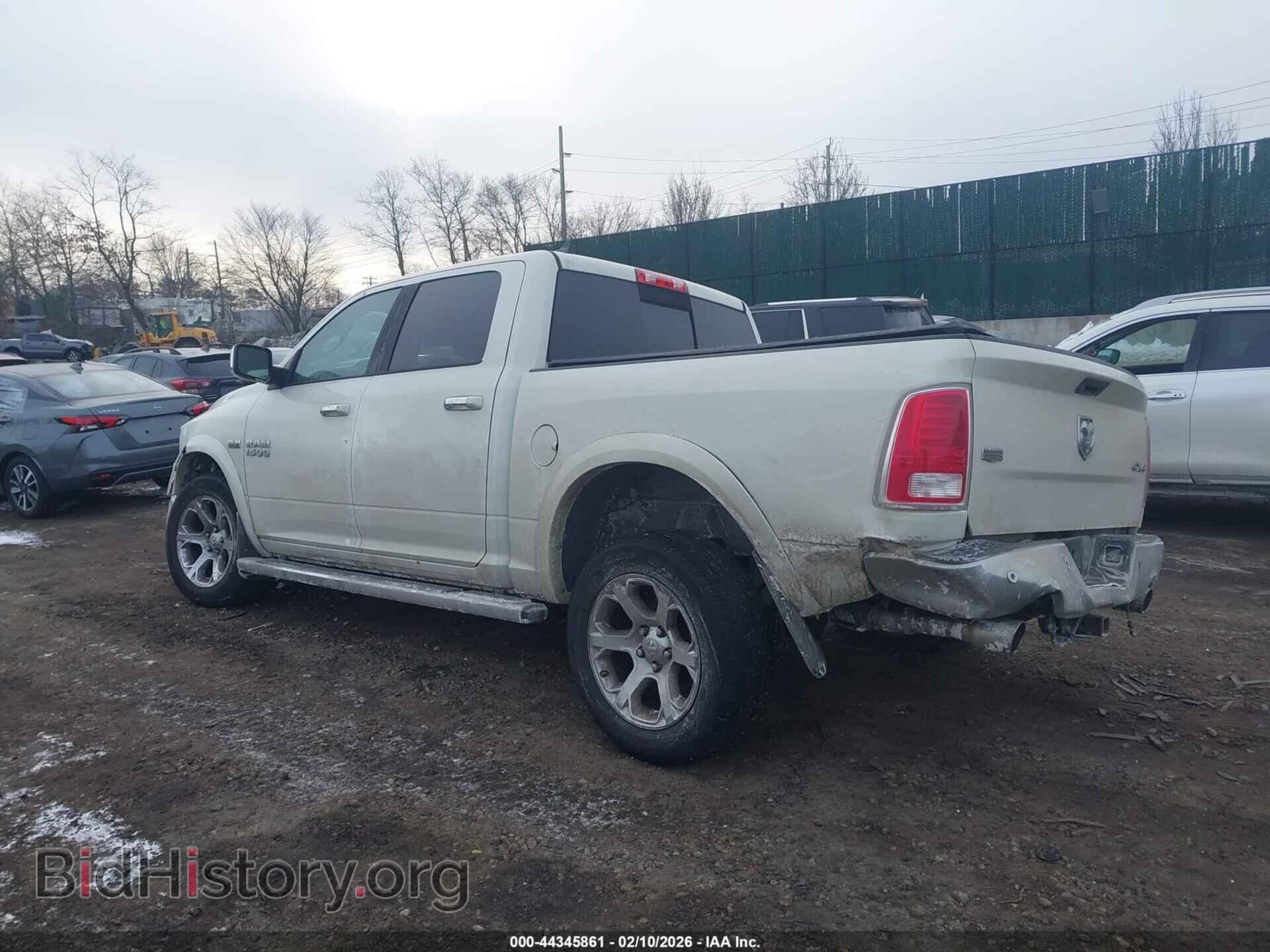 2016 RAM 1500 - VIN: 1C6RR7NT0GS414118 - Фото 3