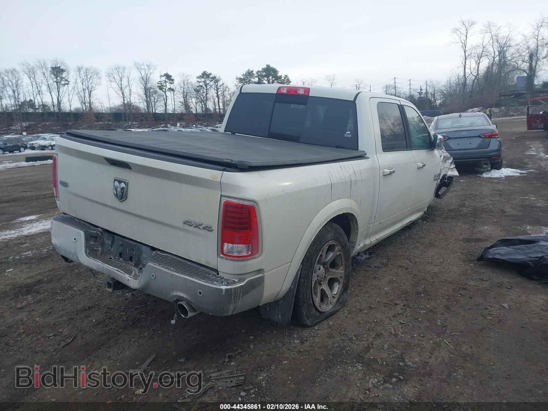 2016 RAM 1500 - VIN: 1C6RR7NT0GS414118 - Фото 4