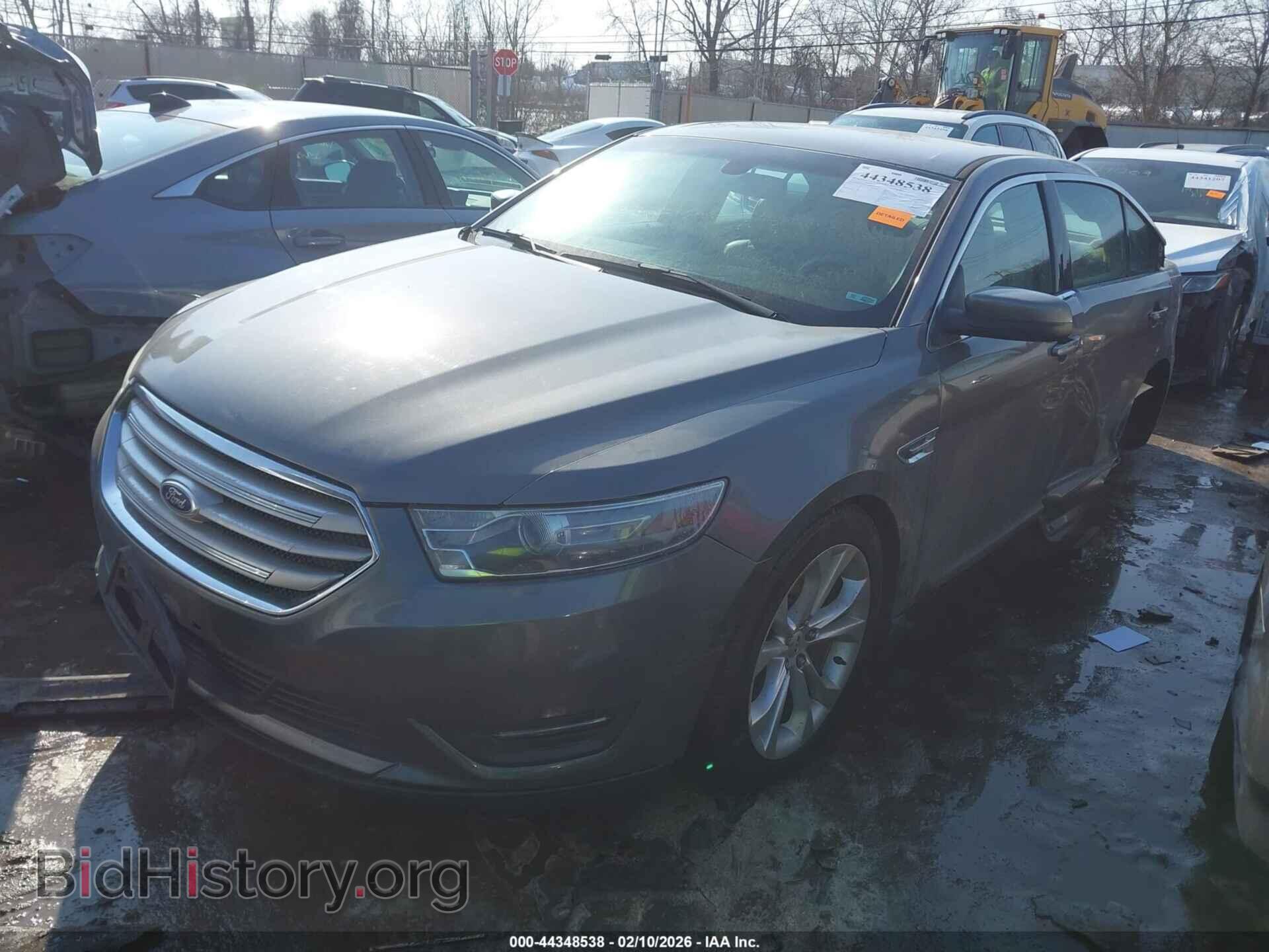 2013 FORD TAURUS - VIN: 1FAHP2E84DG204439 - Фото 2