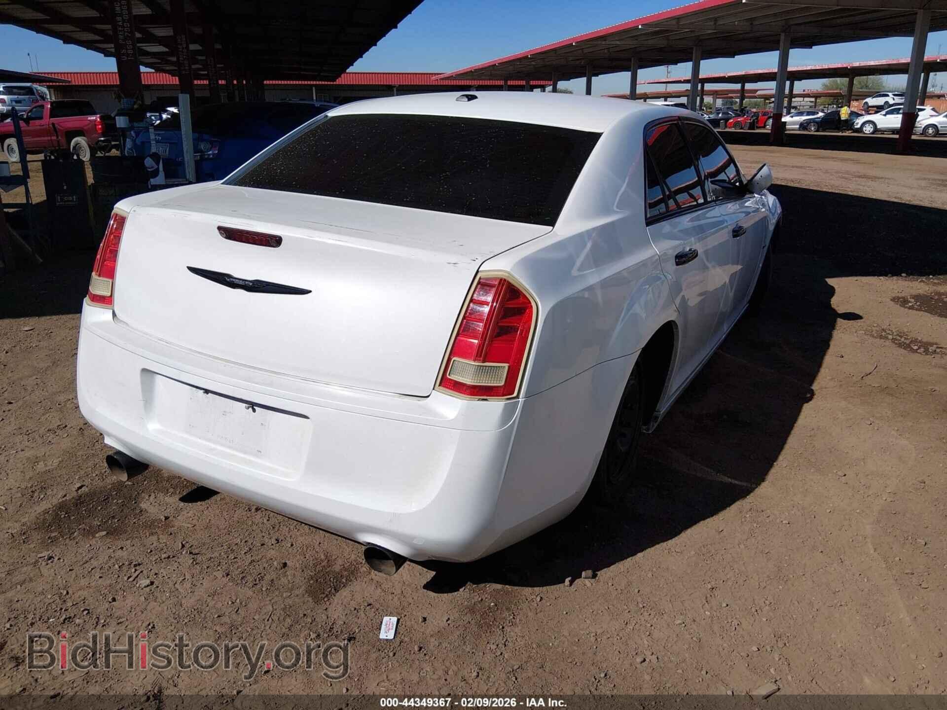 2013 CHRYSLER 300C - VIN: 2C3CCAET0DH710101 - Фото 4