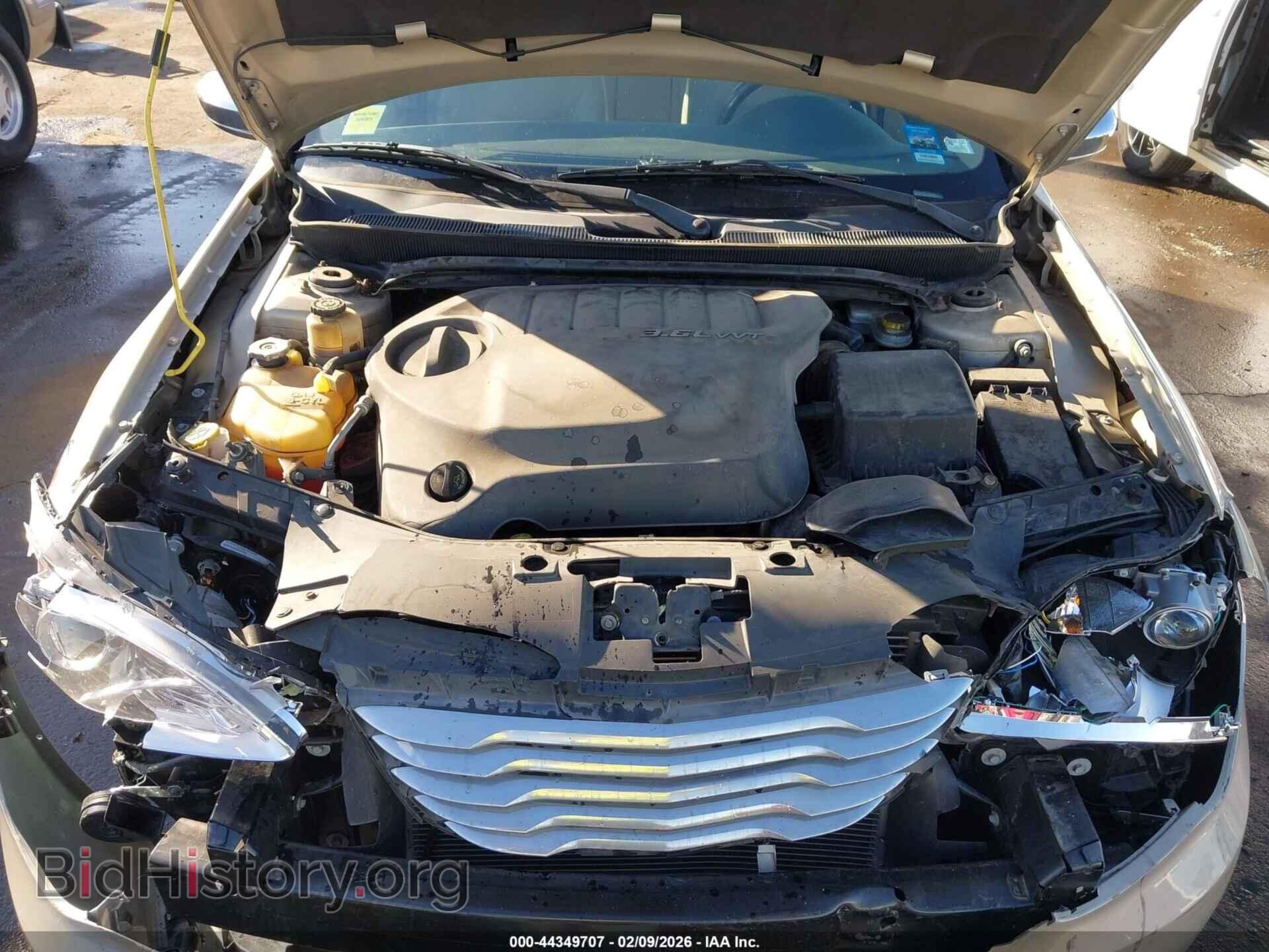 2013 CHRYSLER 200 - VIN: 1C3CCBCG1DN702270 - Фото 10
