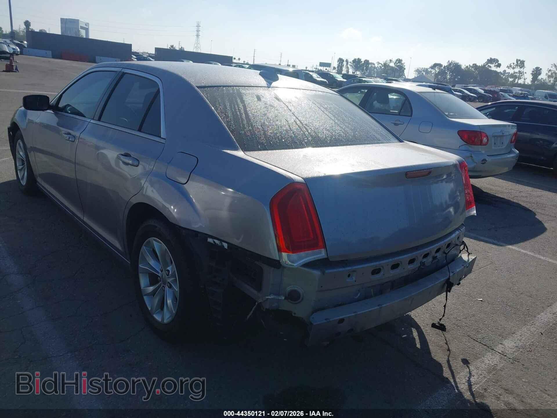 2015 CHRYSLER 300 - VIN: 2C3CCAAG3FH891660 - Фото 6