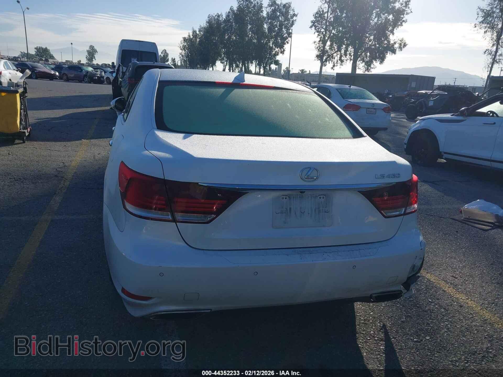 2015 LEXUS LS 460 - VIN: JTHBL5EF8F5138437 - Photo 16