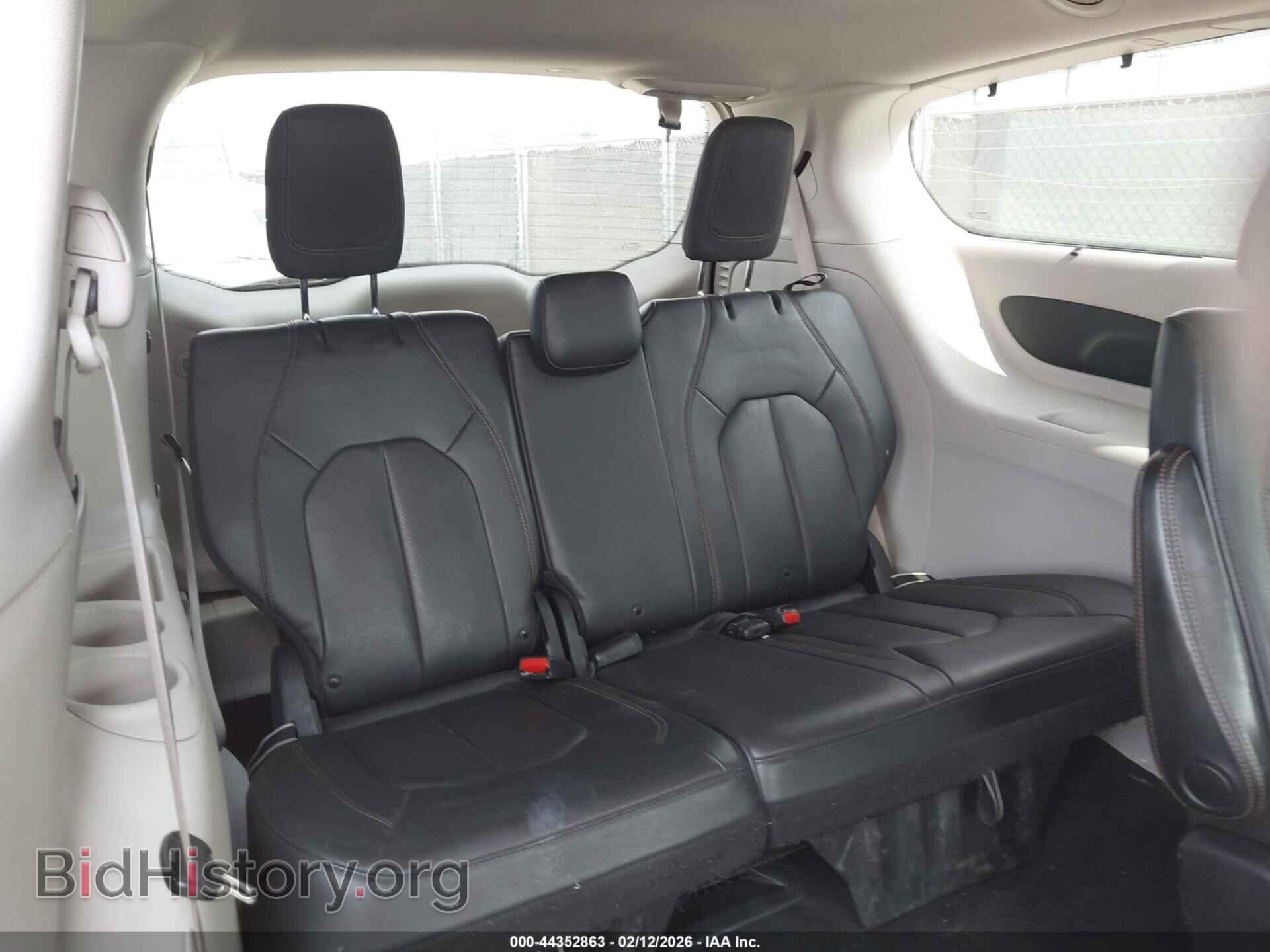 2020 CHRYSLER PACIFICA - VIN: 2C4RC1BG7LR268830 - Фото 17