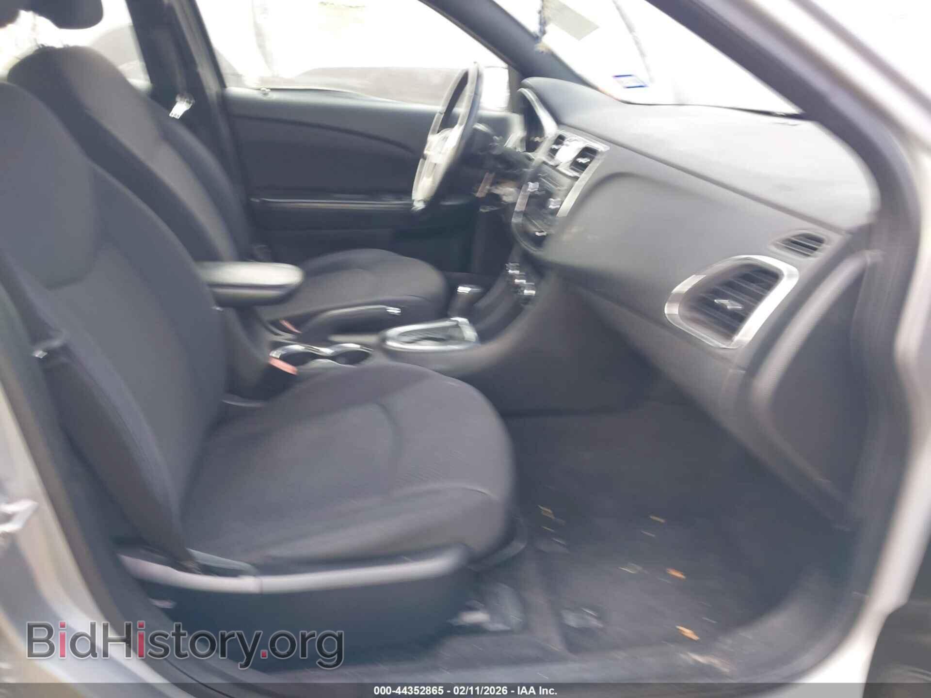 2014 CHRYSLER 200 - VIN: 1C3CCBABXEN122167 - Фото 5