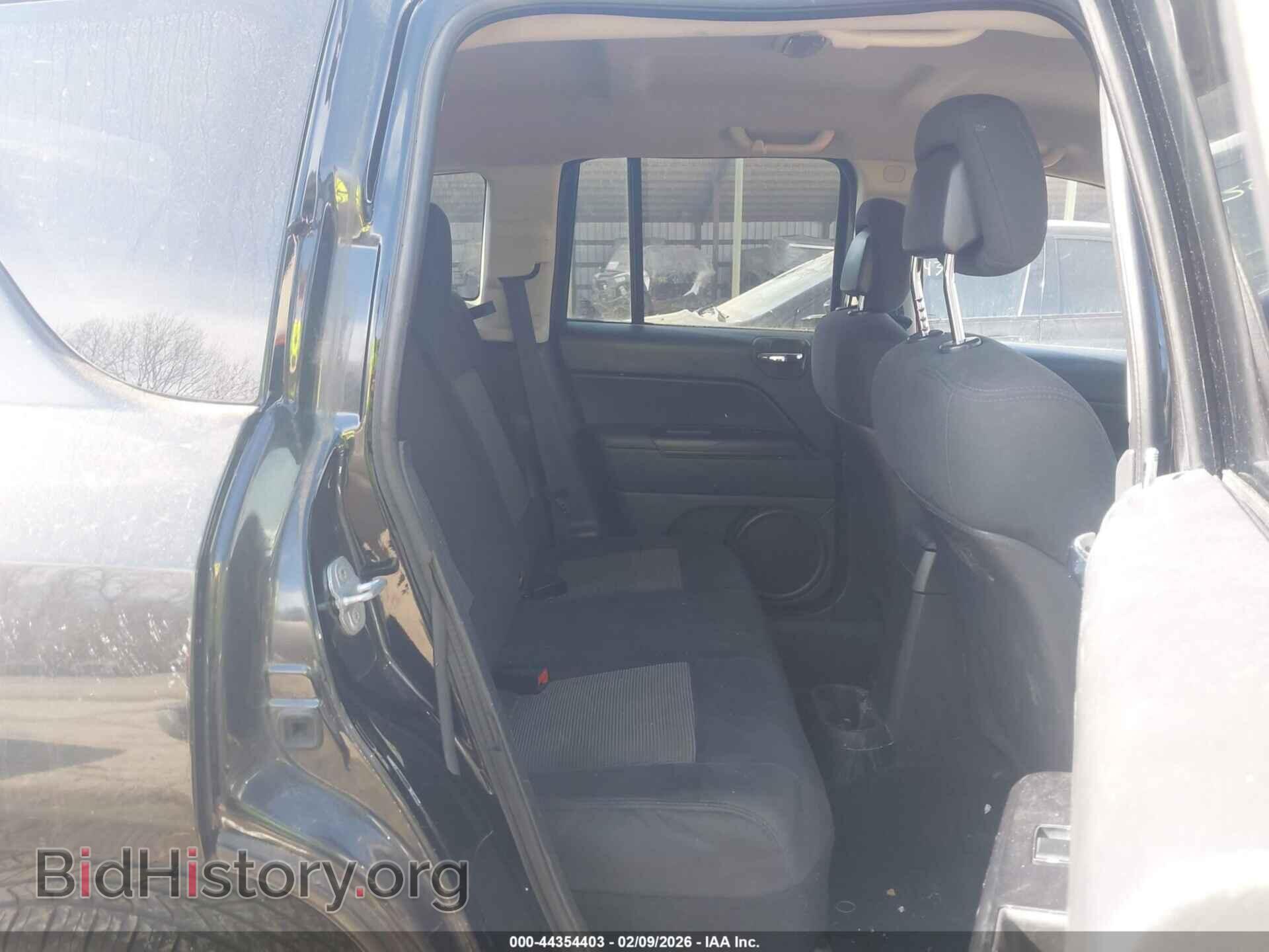 2011 JEEP COMPASS - VIN: 1J4NF1FB3BD186805 - Photo 8