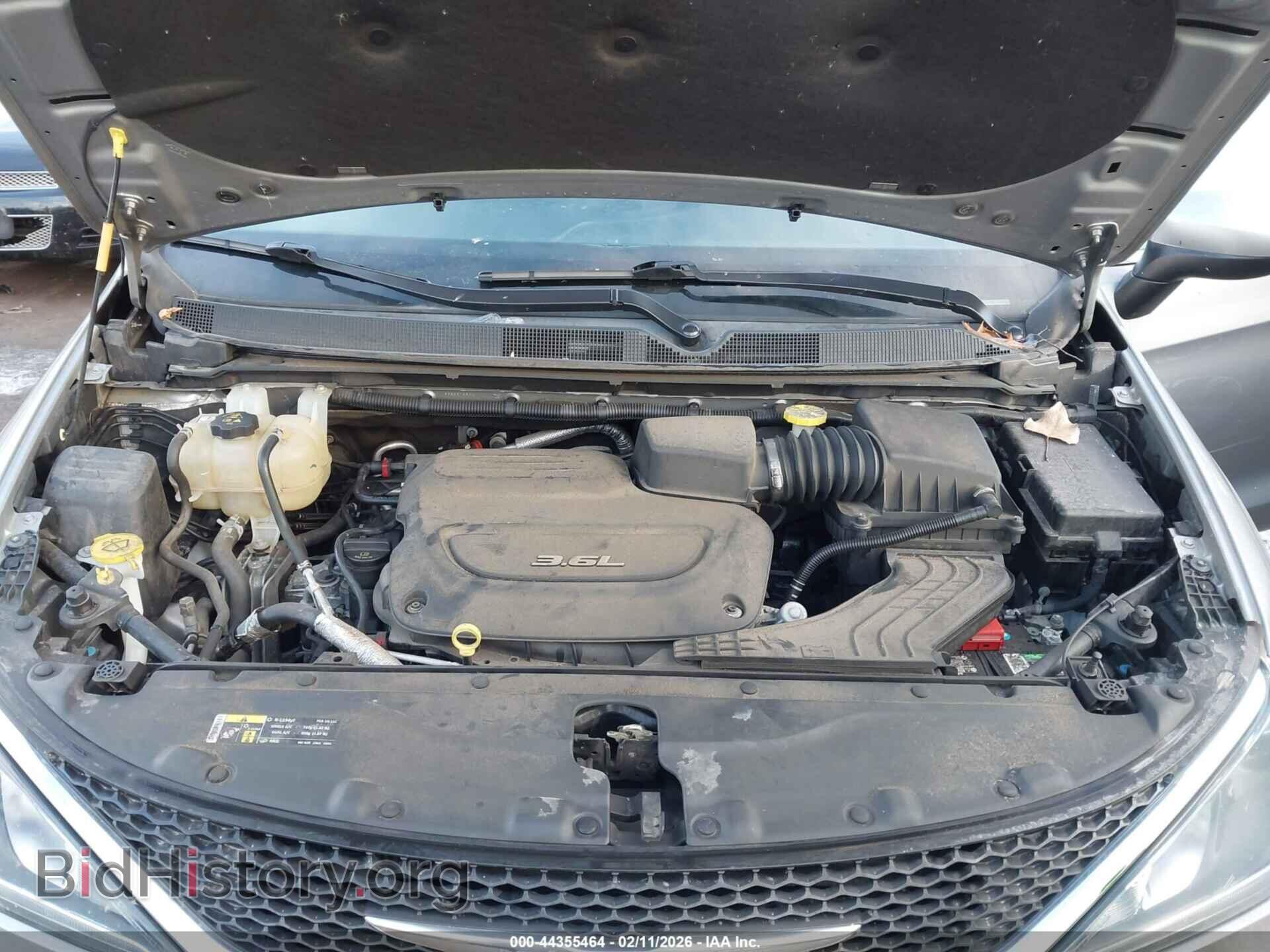 2017 CHRYSLER PACIFICA - VIN: 2C4RC1BG3HR753571 - Фото 10