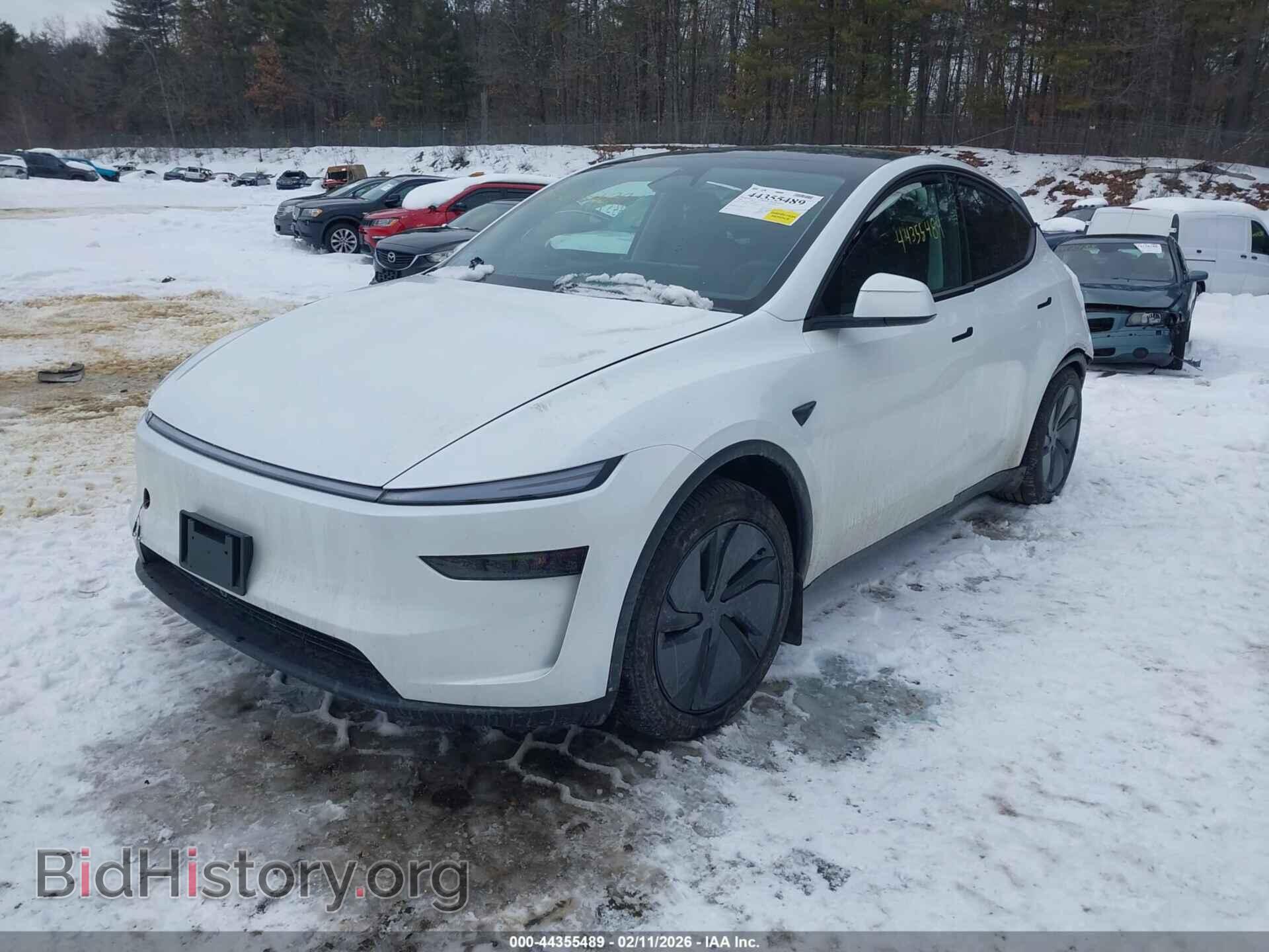 2026 TESLA MODEL Y - VIN: 7SAYGDEEXTA387558 - Фото 2