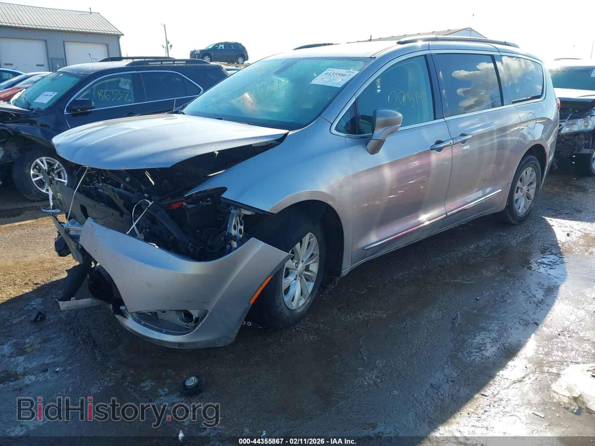2017 CHRYSLER PACIFICA - VIN: 2C4RC1BG5HR684236 - Фото 2