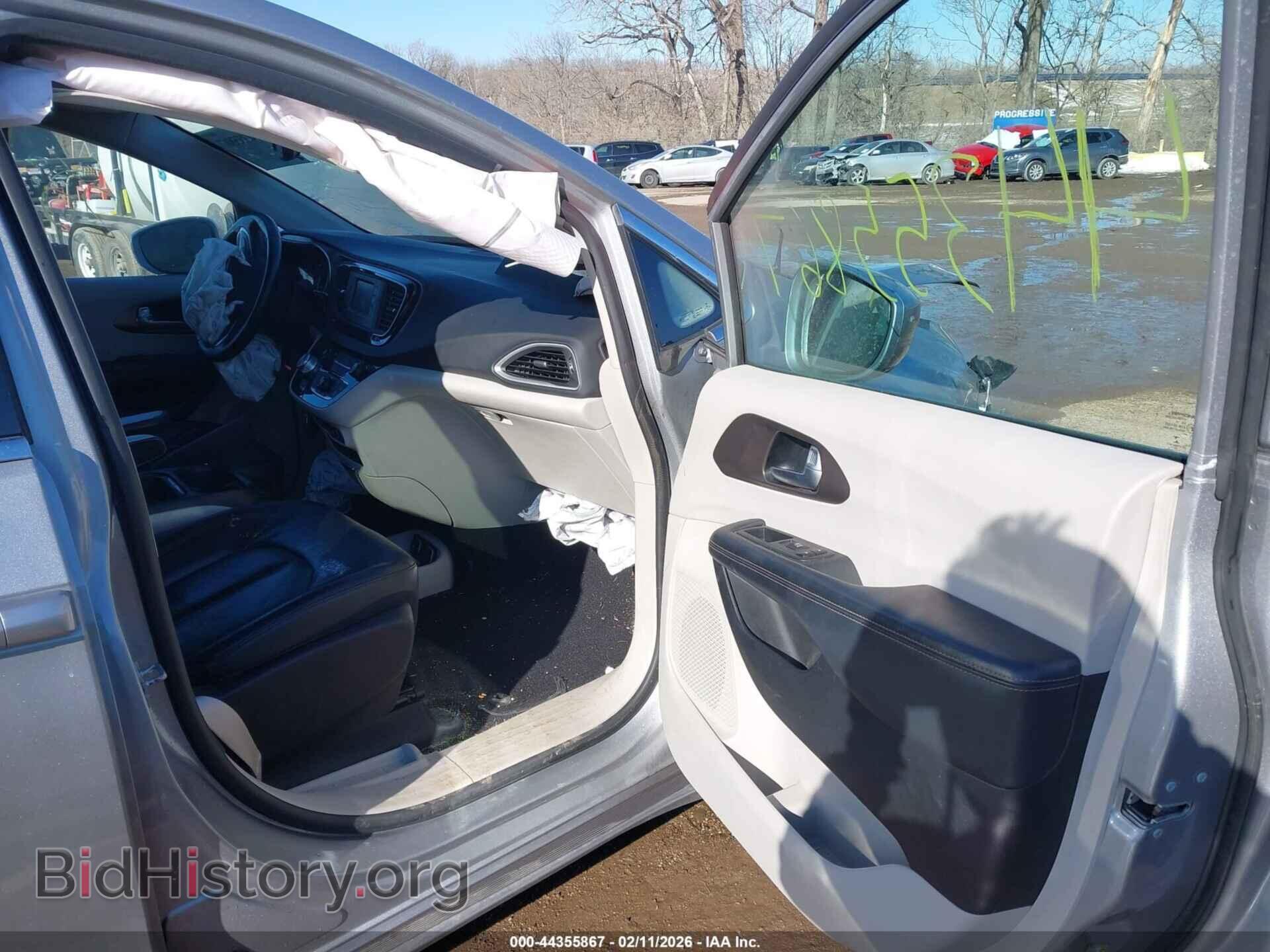 2017 CHRYSLER PACIFICA - VIN: 2C4RC1BG5HR684236 - Фото 5