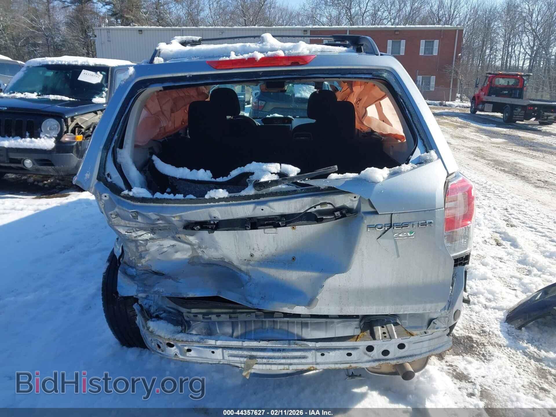 2017 SUBARU FORESTER - VIN: JF2SJABC2HH408100 - Фото 17
