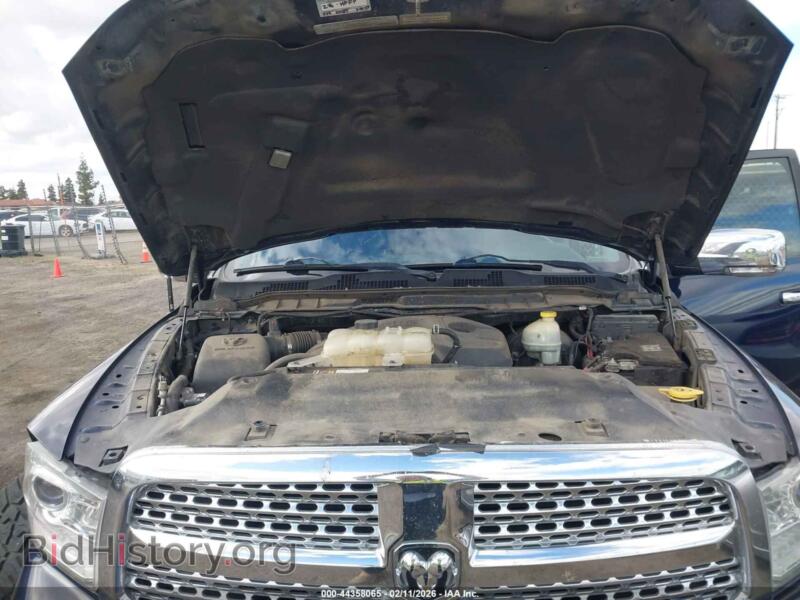 2015 RAM 1500 (VIN 1C6RR7NMXFS534208) — photo 10 of 15