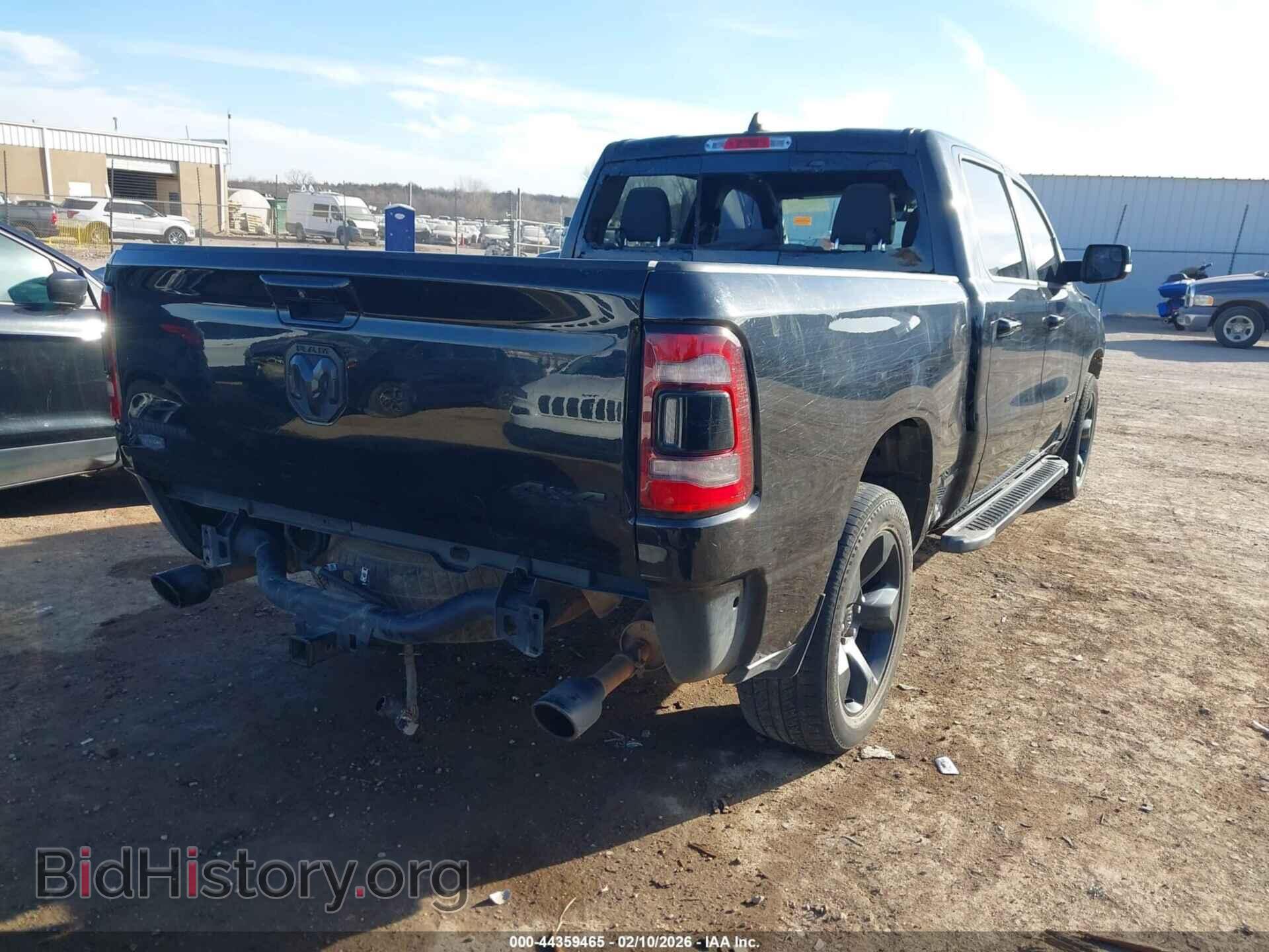 2019 RAM 1500 - VIN: 1C6SRFMT8KN533541 - Фото 4