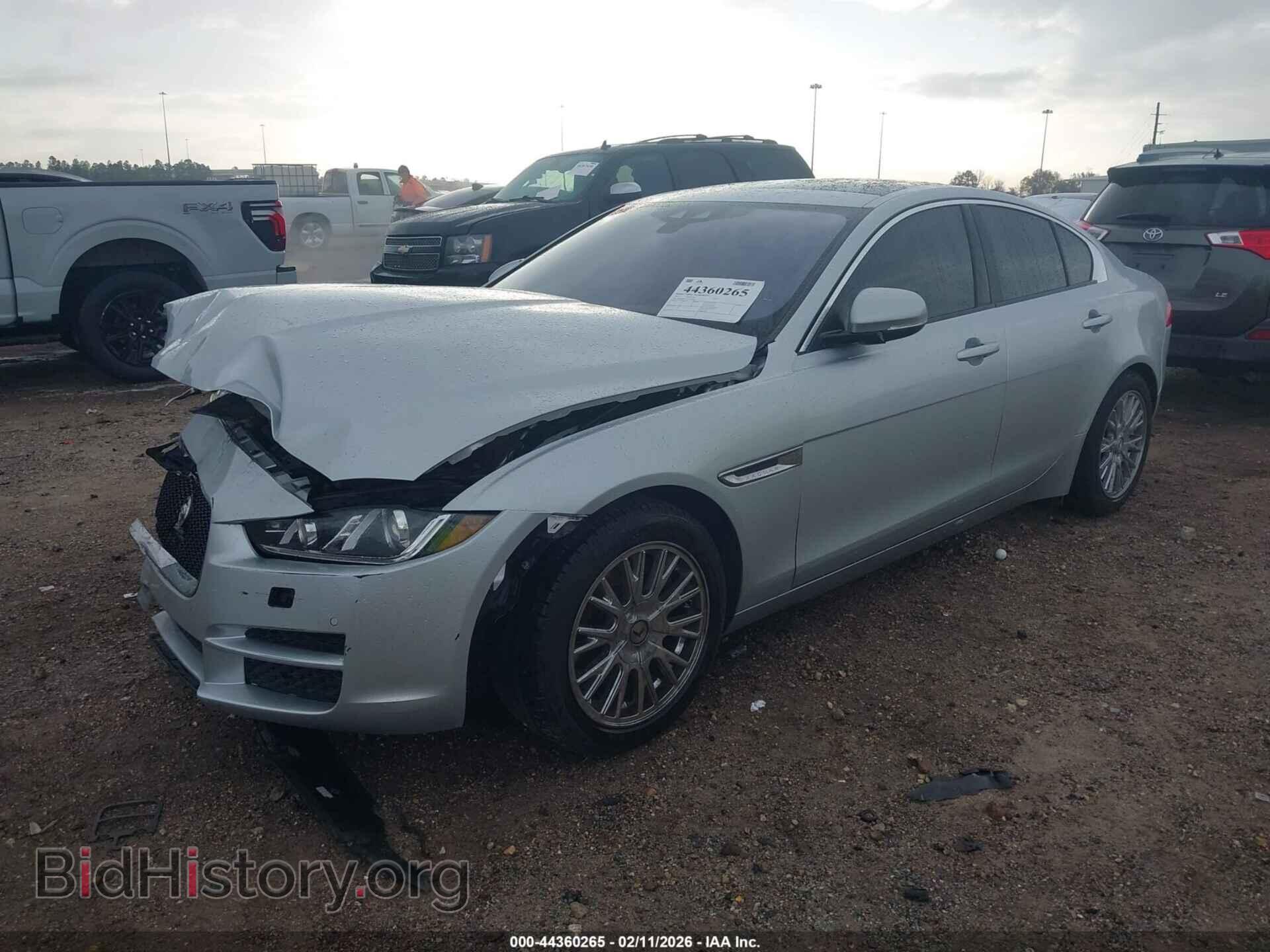 2017 JAGUAR XE - VIN: SAJAD4BG7HA961082 - Фото 2