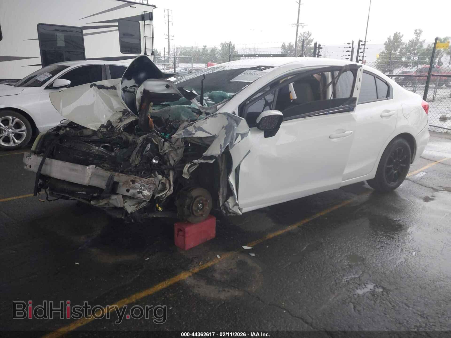 2012 HONDA CIVIC - VIN: 19XFB2F55CE383092 - Фото 2