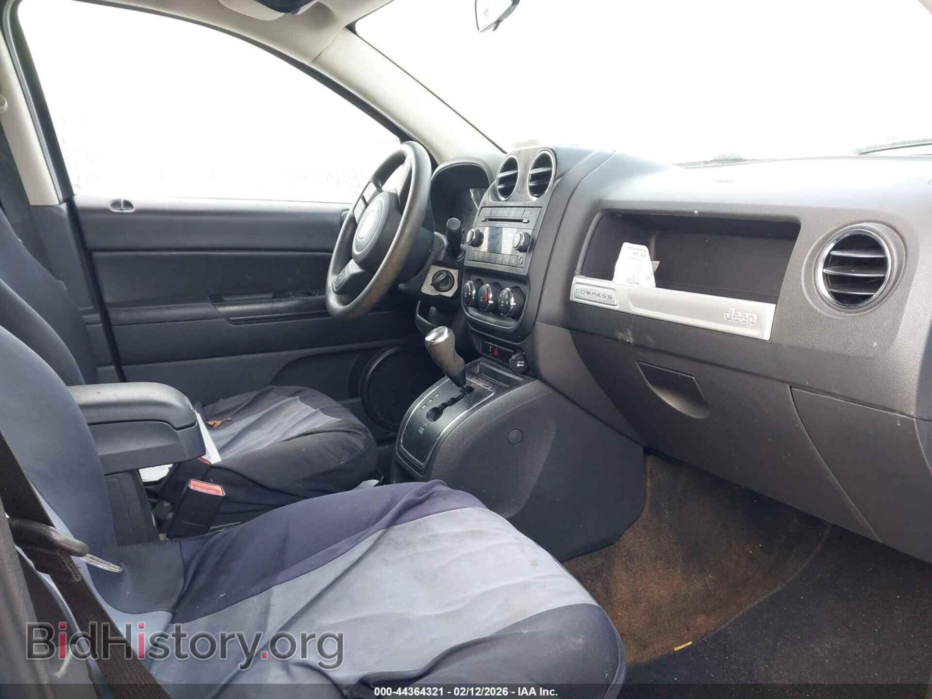 2014 JEEP COMPASS - VIN: 1C4NJDBBXED528850 - Фото 5