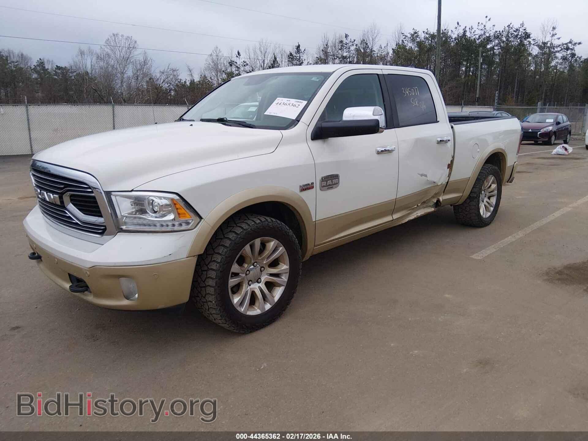 2016 RAM 1500 - VIN: 1C6RR7WT8GS345077 - Фото 2