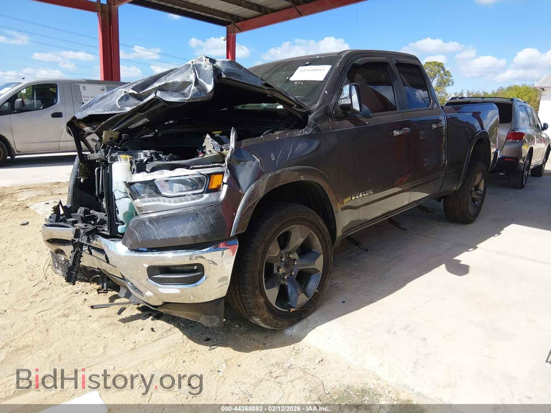 2020 RAM 1500 - VIN: 1C6SRFDT0LN295802 - Фото 2