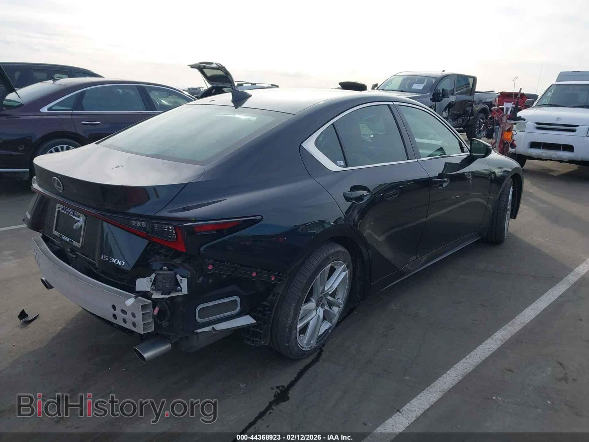 2024 LEXUS IS 300 - VIN: JTHCA1D28R5129730 - Фото 4