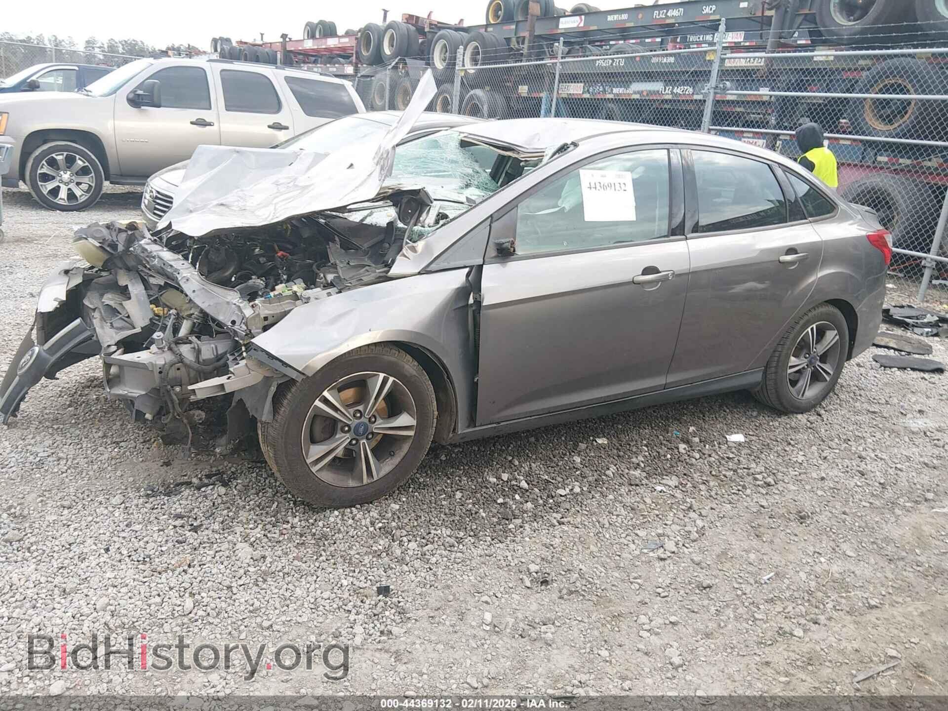2014 FORD FOCUS - VIN: 1FADP3F2XEL275071 - Фото 2