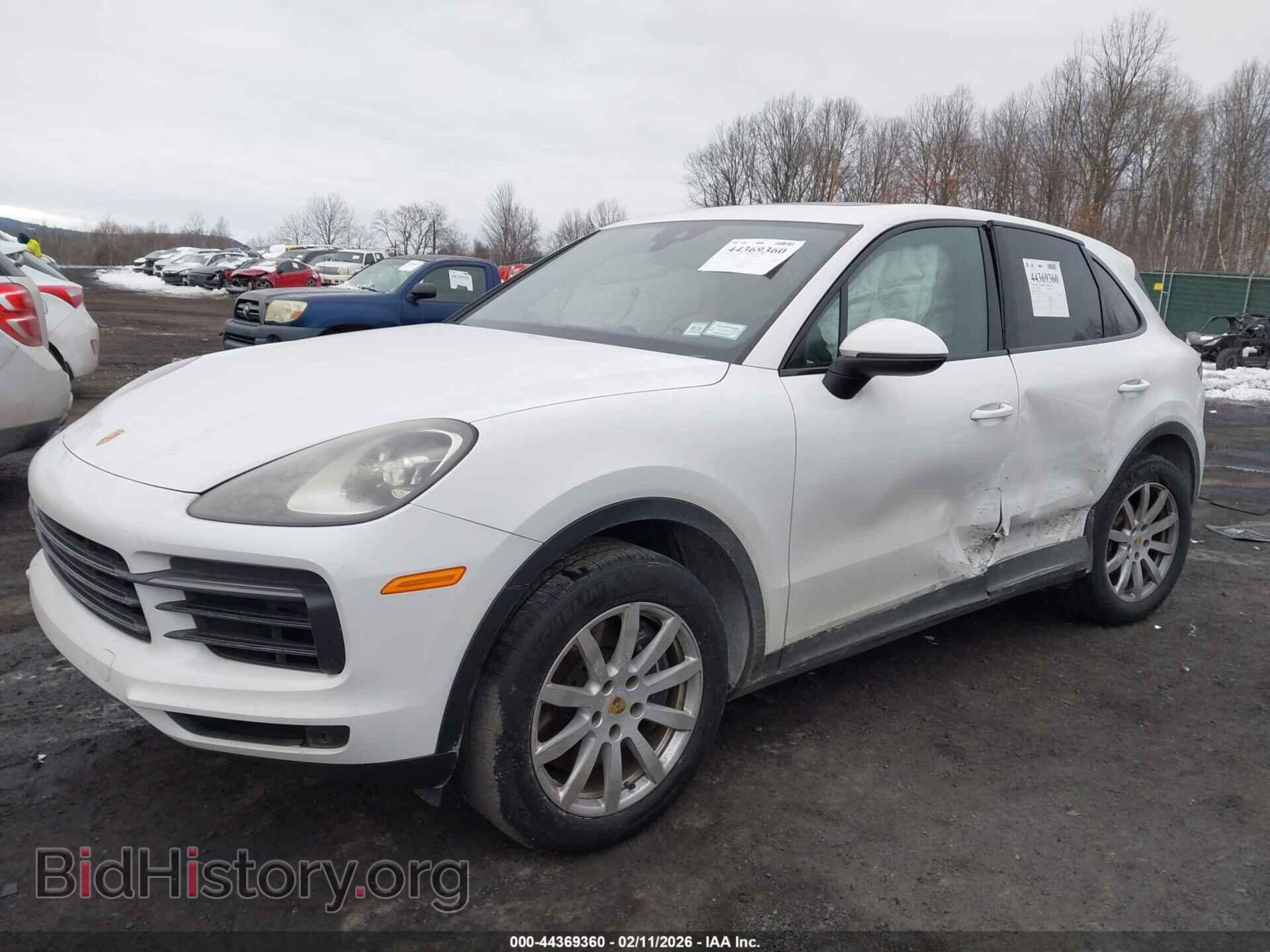 2021 PORSCHE CAYENNE - VIN: WP1AA2AY1MDA07537 - Photo 2