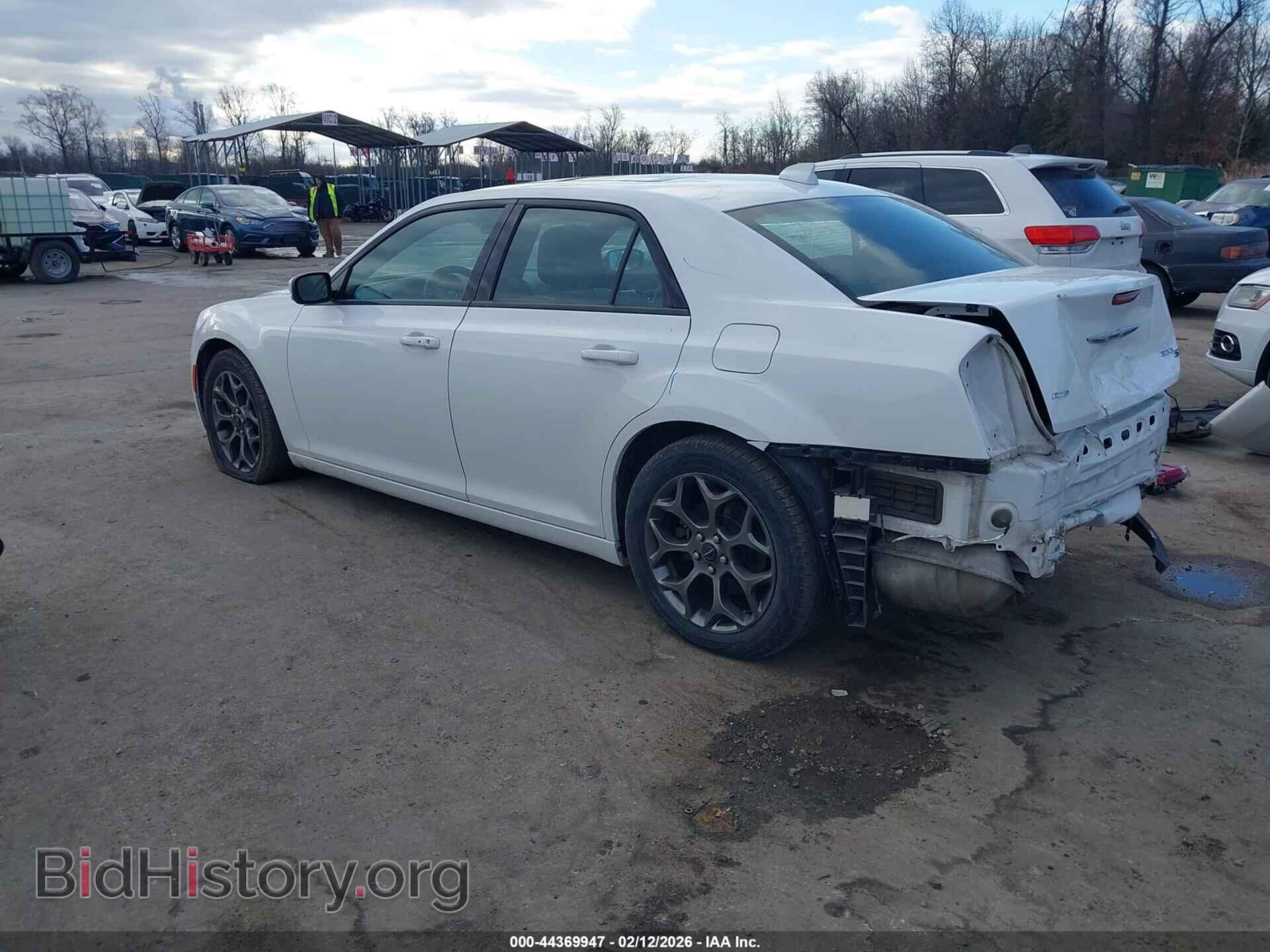 2017 CHRYSLER 300 - VIN: 2C3CCAGG5HH612851 - Фото 3
