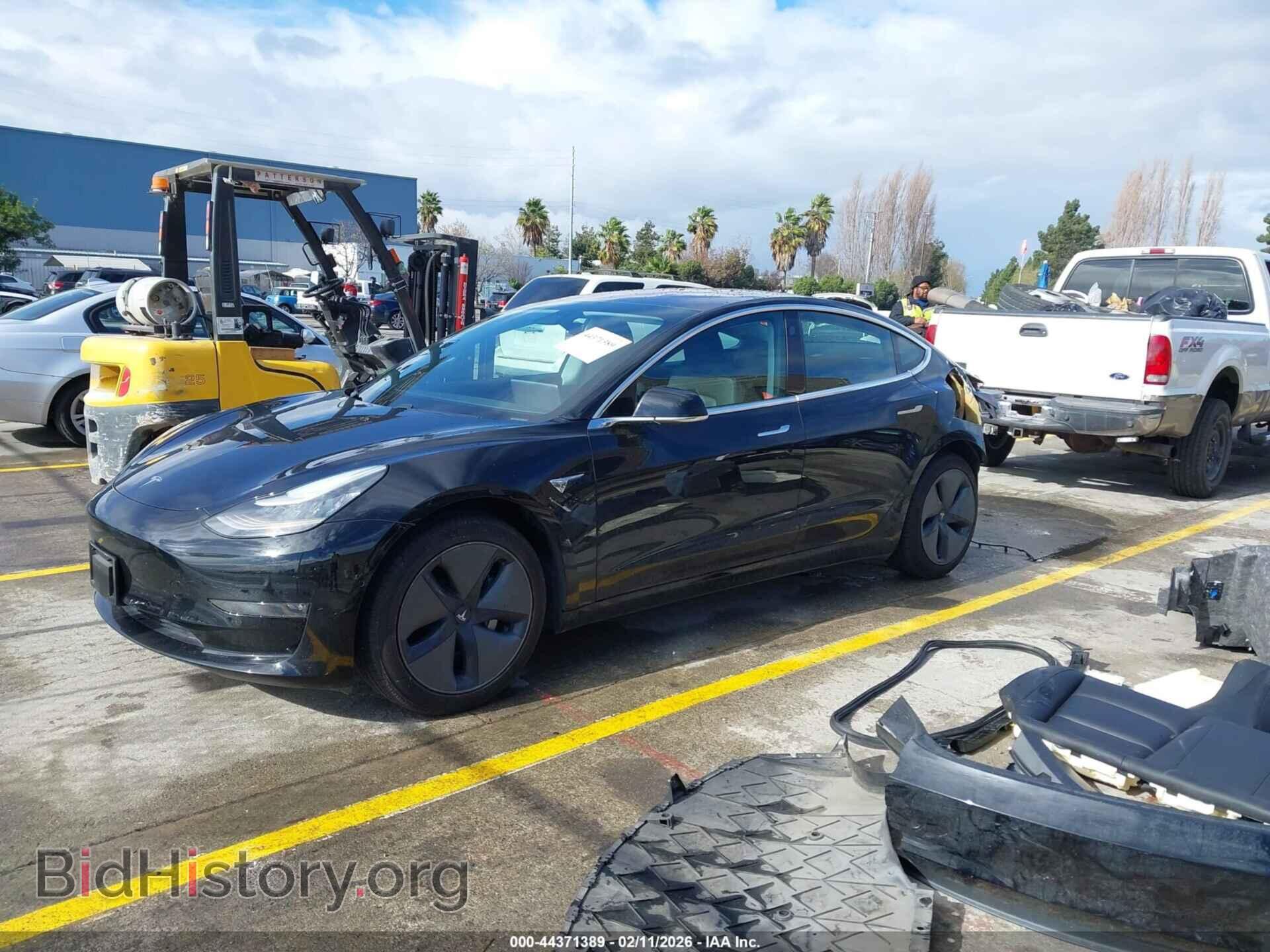 2018 TESLA MODEL 3 - VIN: 5YJ3E1EA9JF151671 - Photo 2