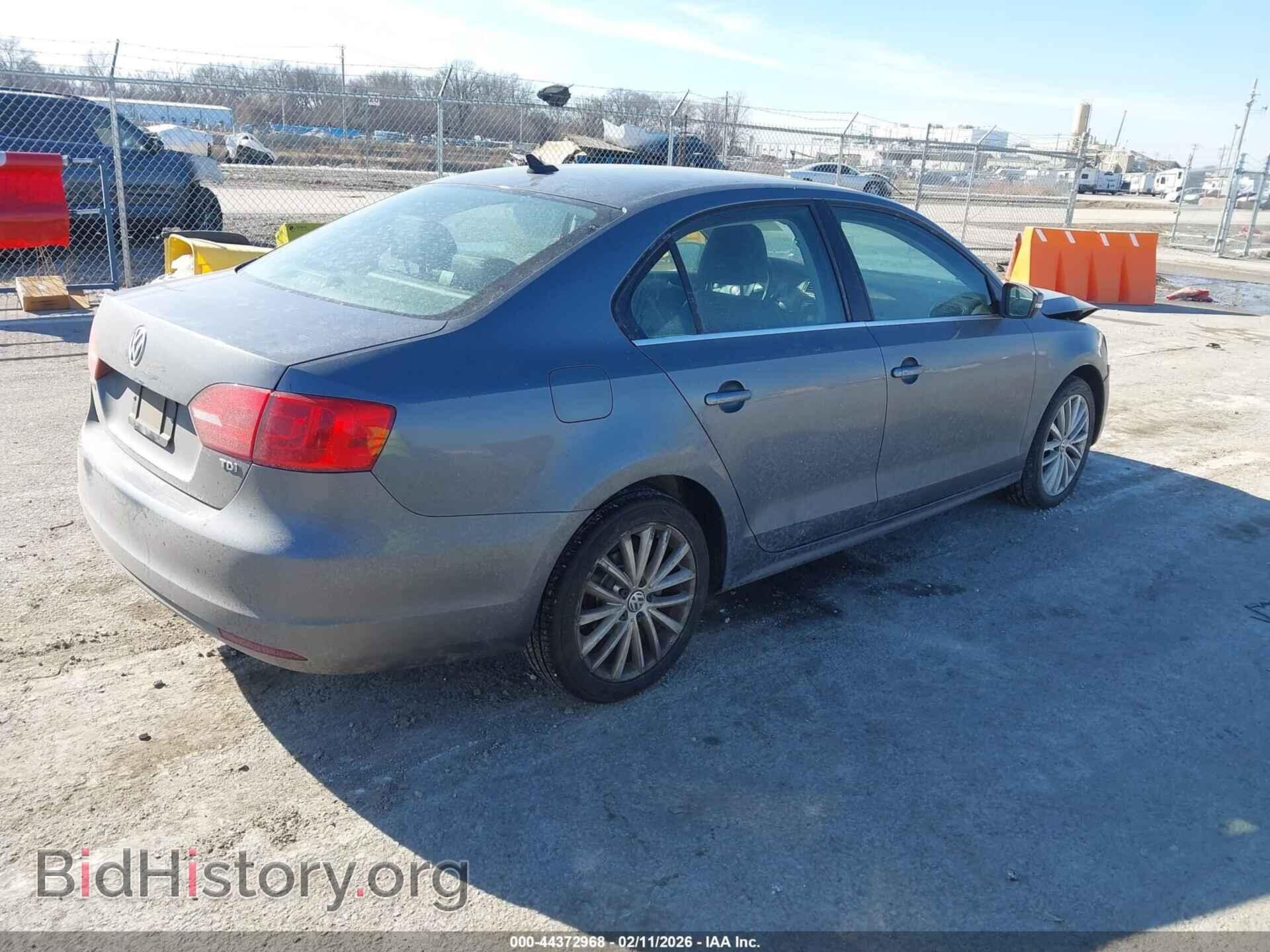 2014 VOLKSWAGEN JETTA - VIN: 3VWLL7AJ2EM374034 - Фото 4