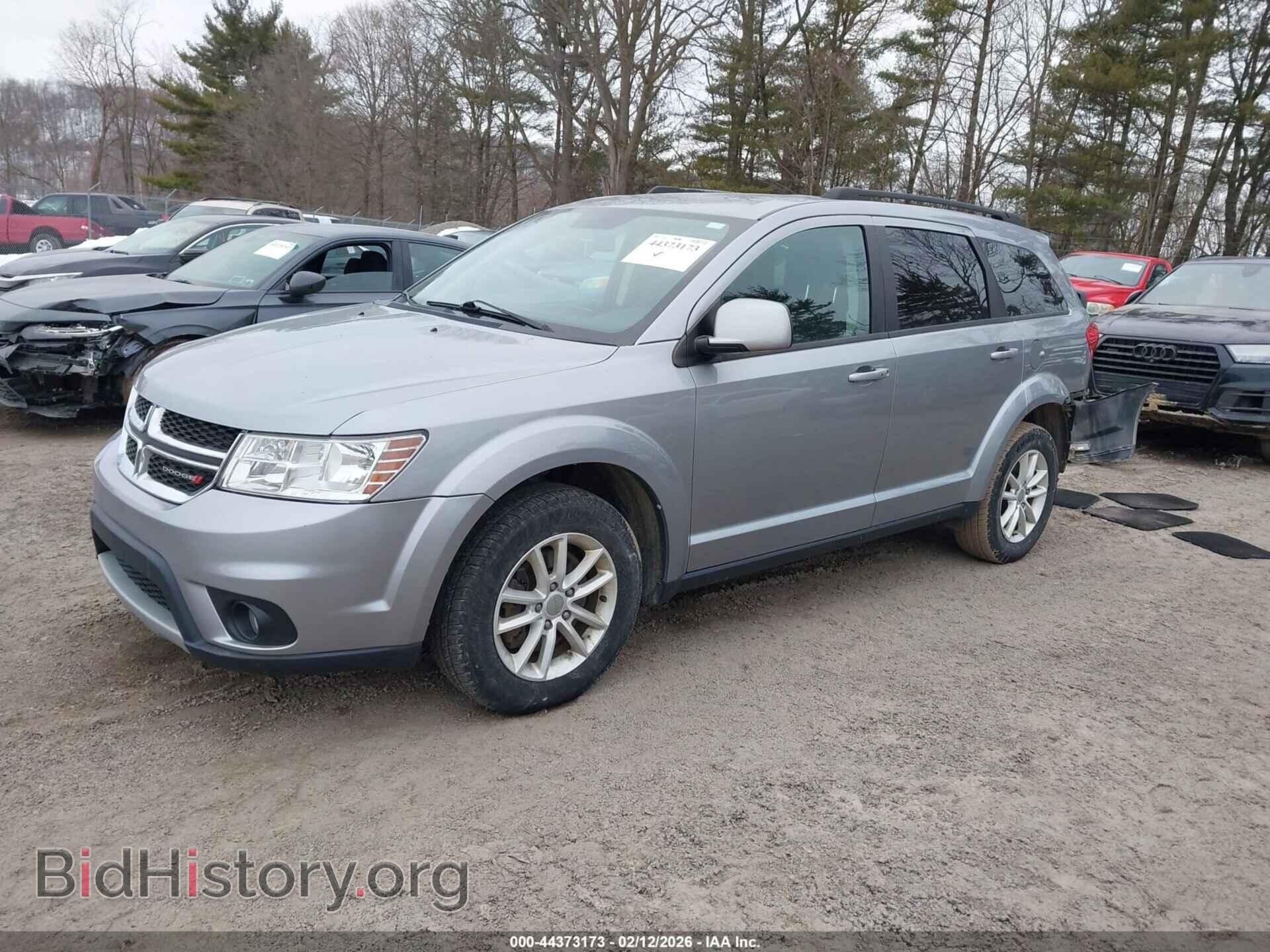 2017 DODGE JOURNEY - VIN: 3C4PDCBGXHT576076 - Фото 2