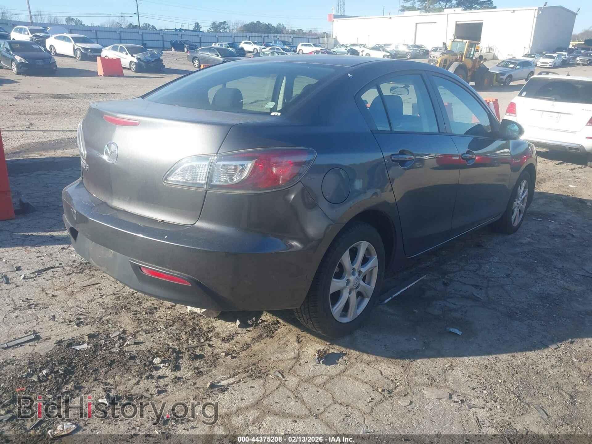 2011 MAZDA MAZDA3 - VIN: JM1BL1VF6B1355755 - Фото 4