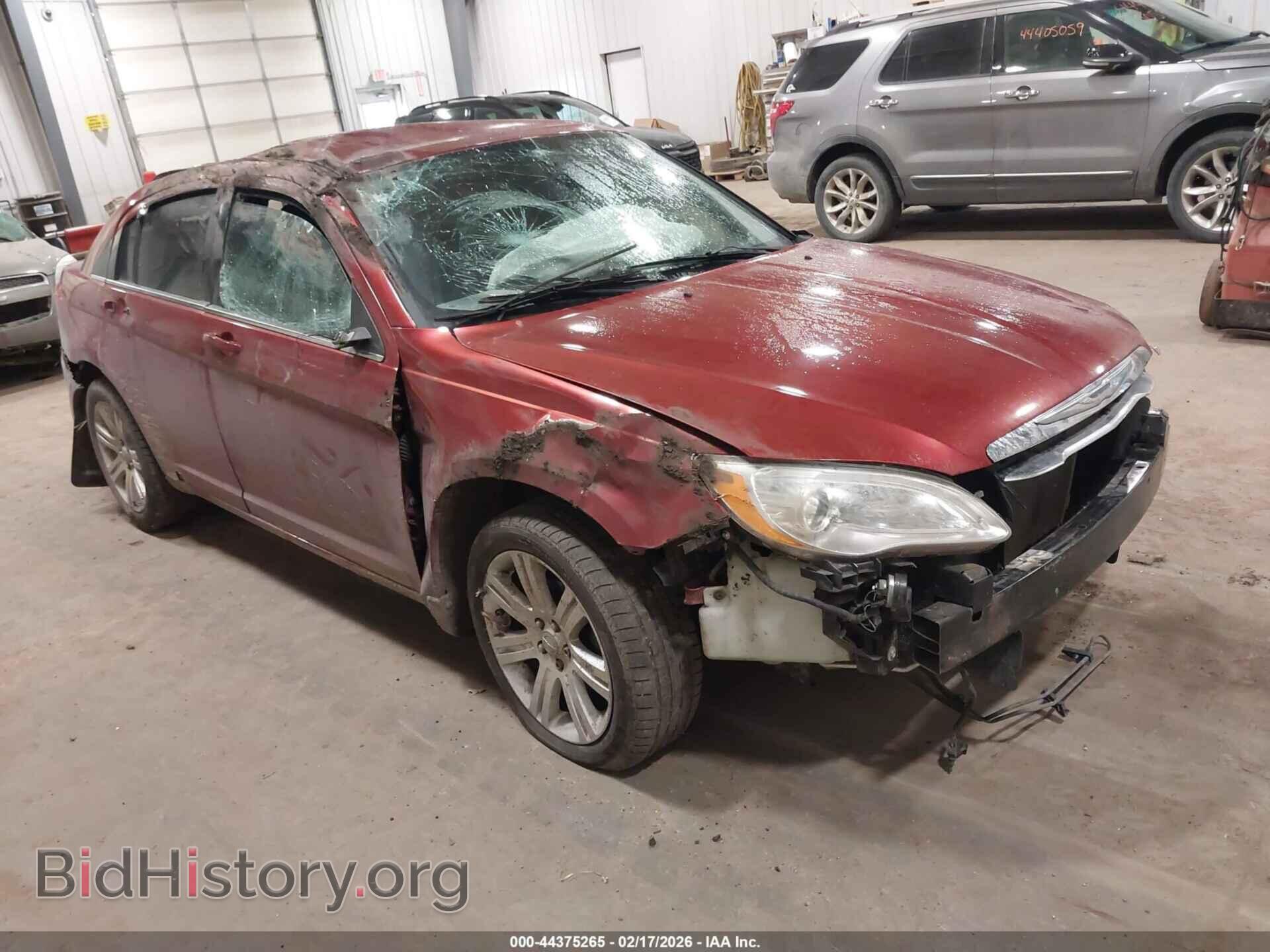 Photo 1C3BC1FB2BN584197 - CHRYSLER 200 2011