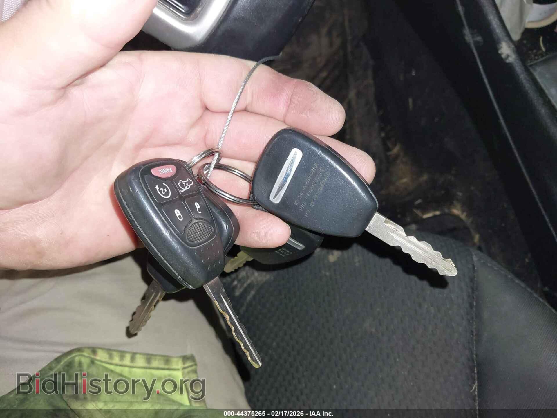 2011 CHRYSLER 200 - VIN: 1C3BC1FB2BN584197 - Фото 11