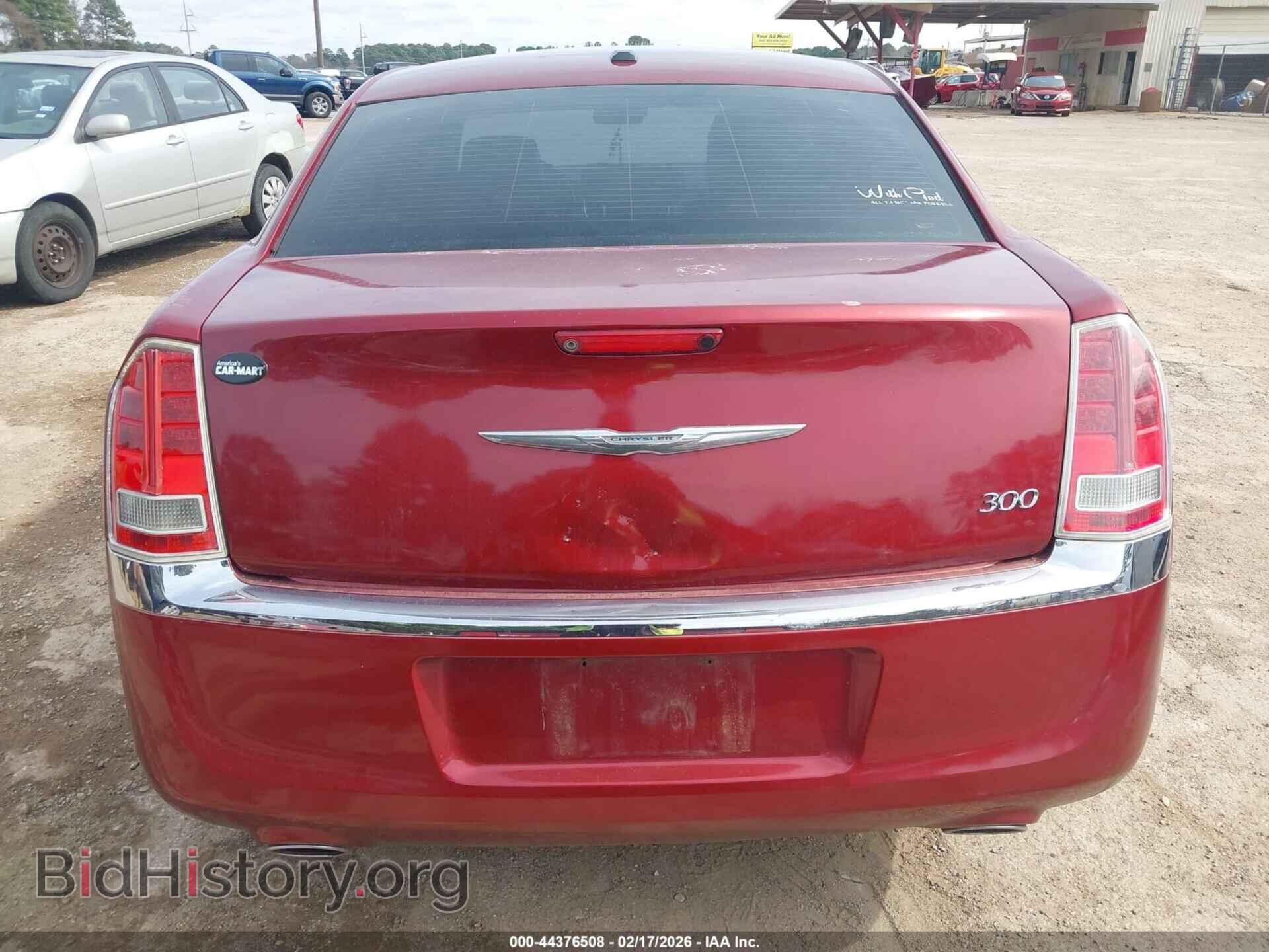 2014 CHRYSLER 300 - VIN: 2C3CCAAG3EH166445 - Фото 14