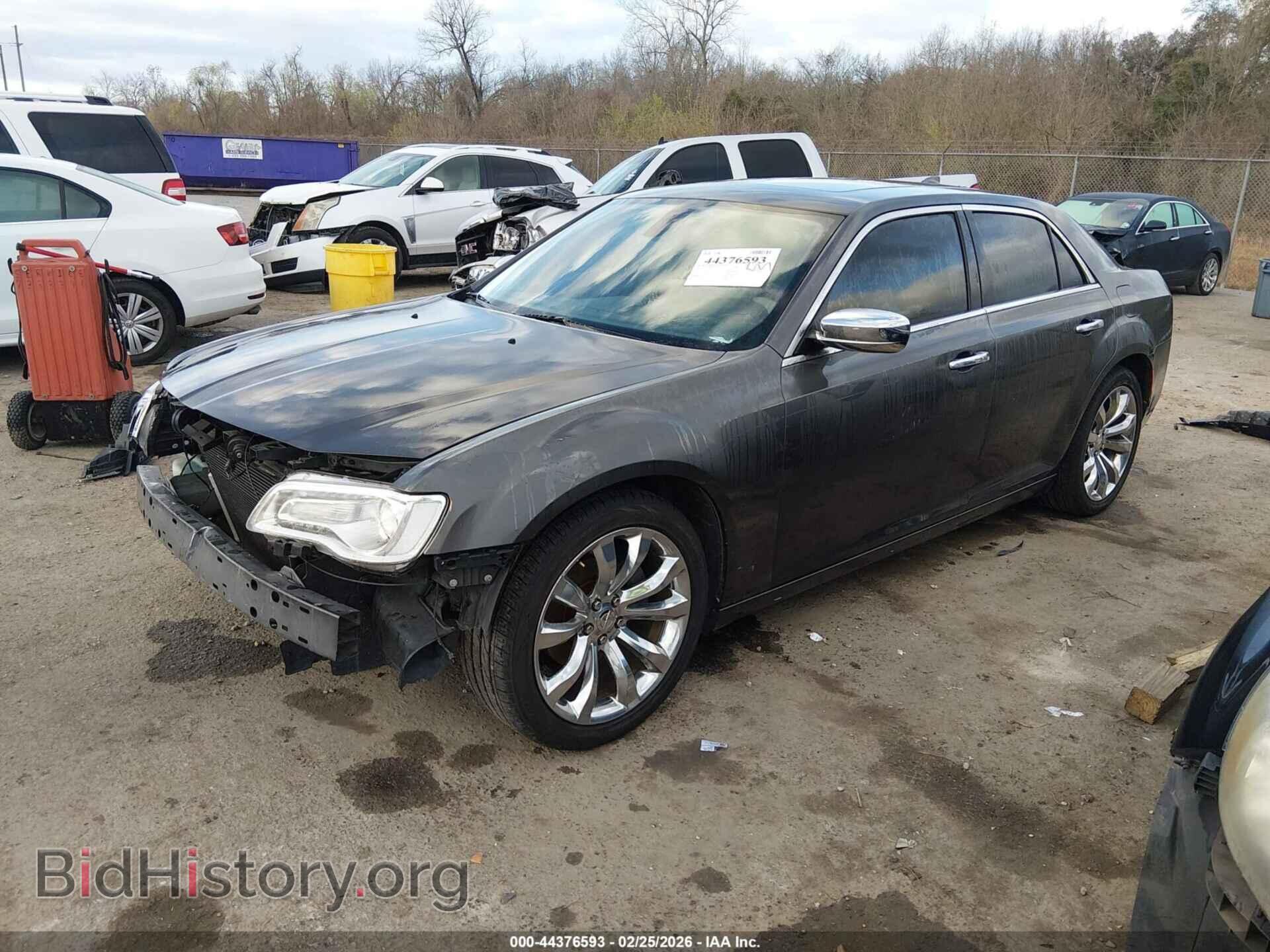 2016 CHRYSLER 300C - VIN: 2C3CCAEG4GH116778 - Photo 2