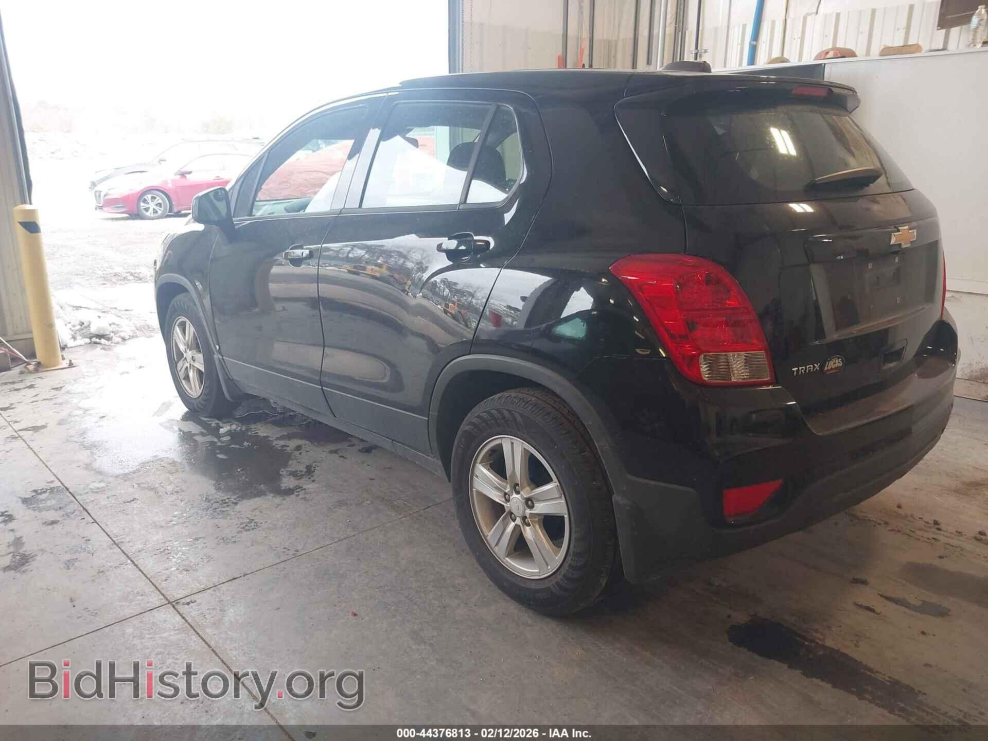 2019 CHEVROLET TRAX - VIN: 3GNCJKSB3KL233680 - Фото 3