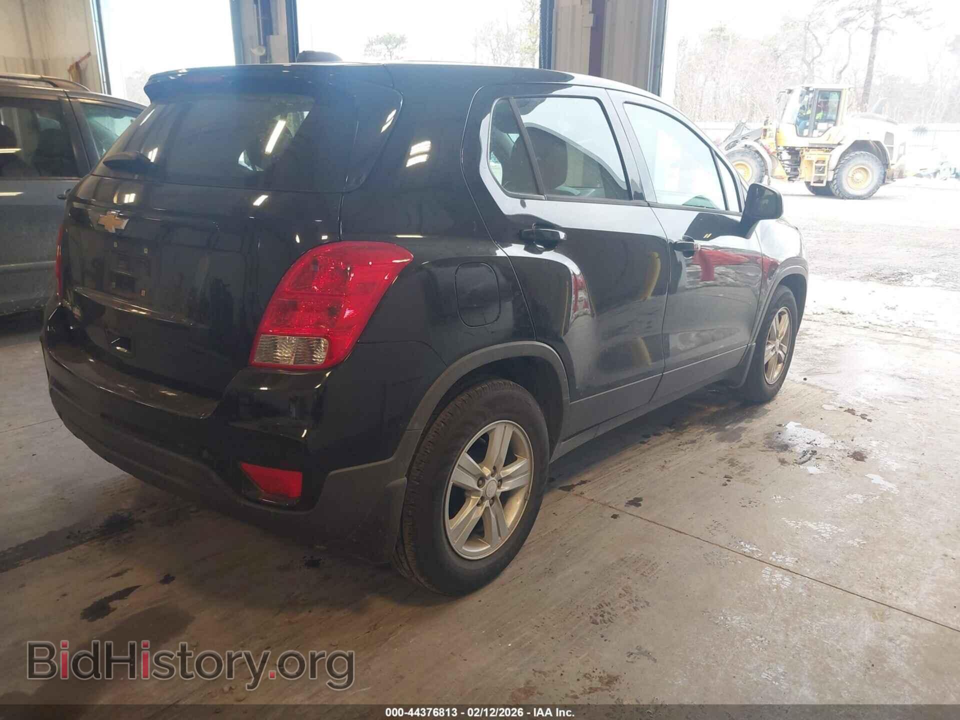2019 CHEVROLET TRAX - VIN: 3GNCJKSB3KL233680 - Фото 4