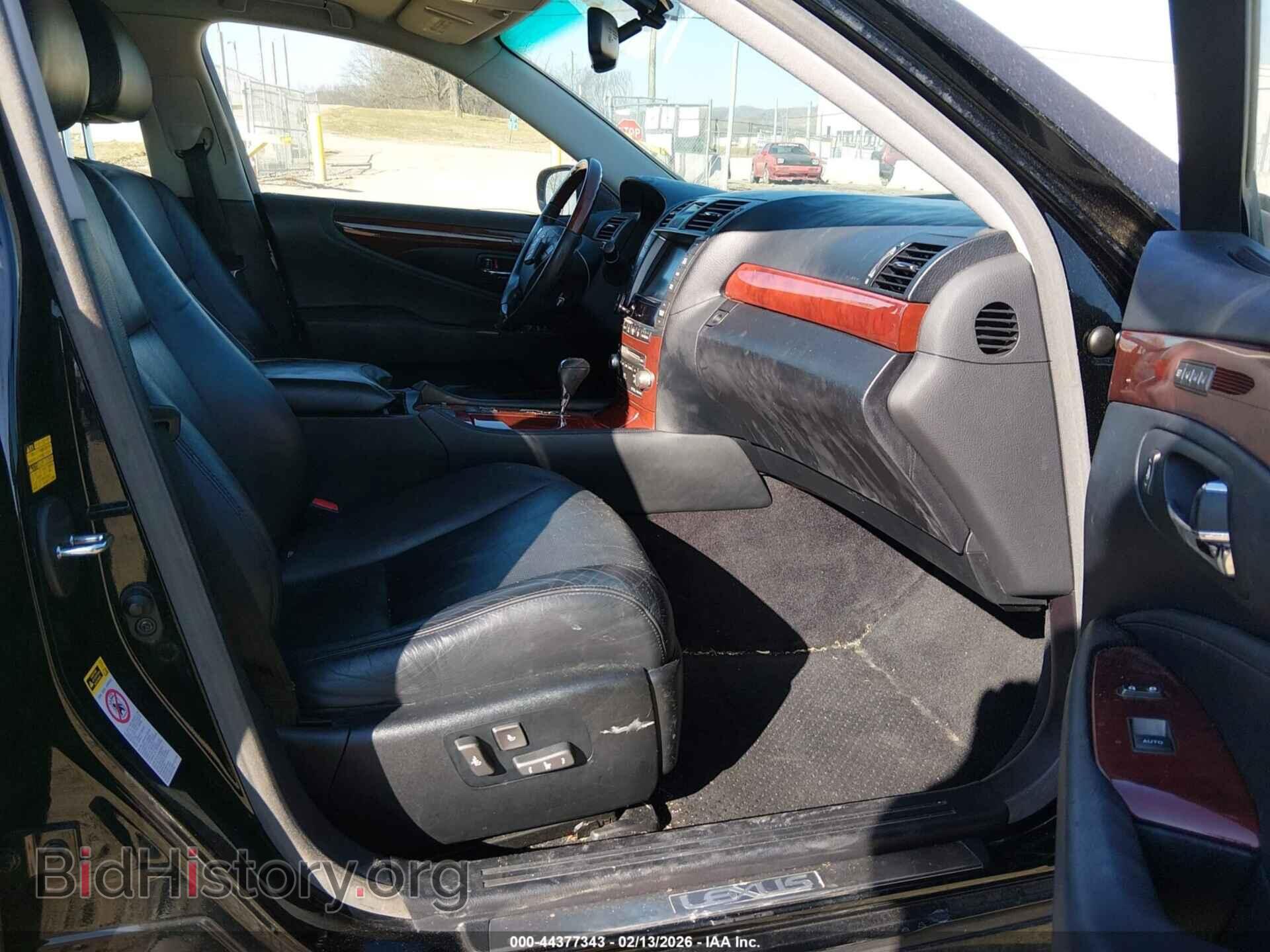 2010 LEXUS LS 460 - VIN: JTHCL5EF5A5006006 - Photo 5