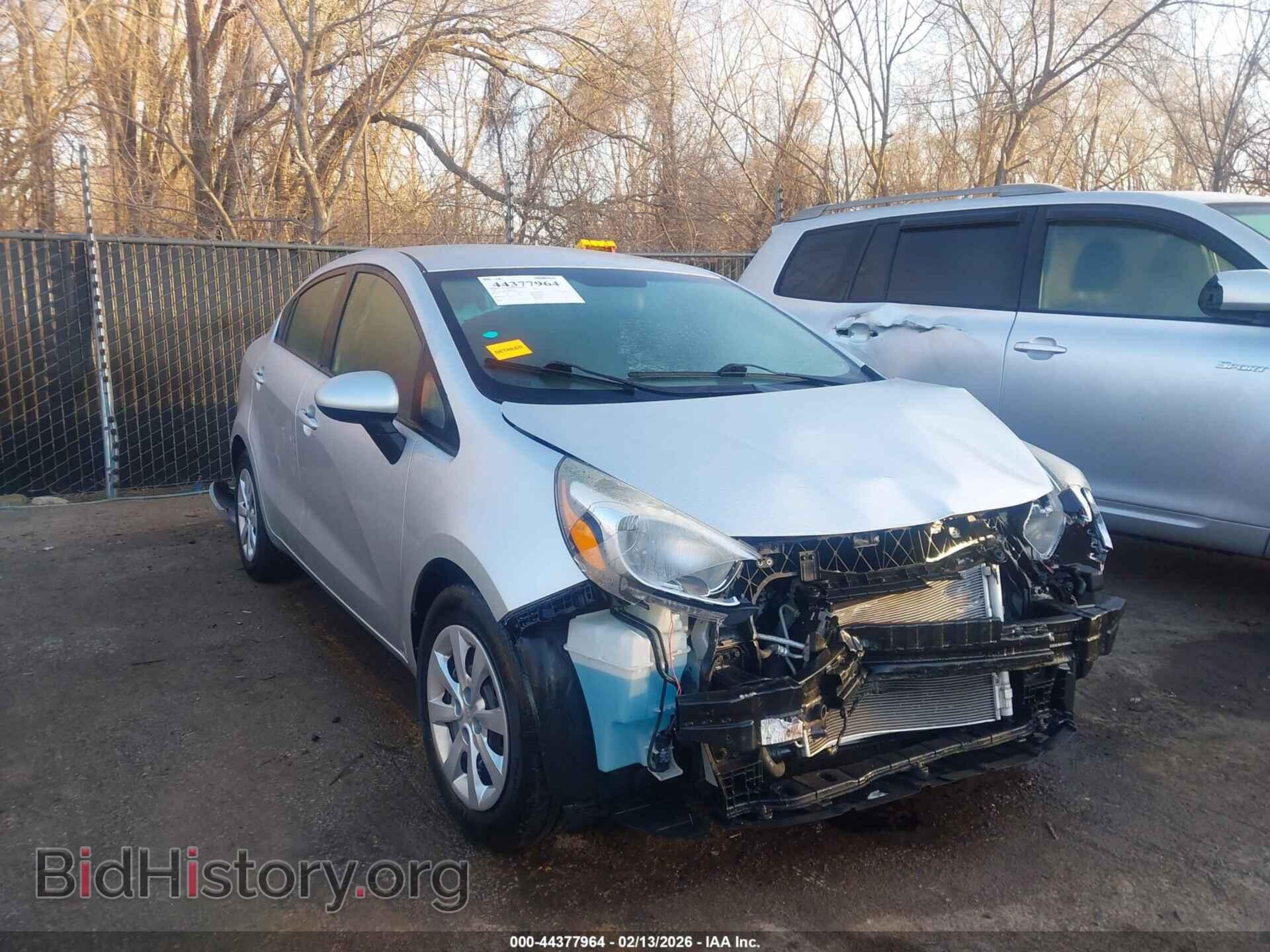 Фотография KNADM4A32C6083256 - KIA RIO 2012