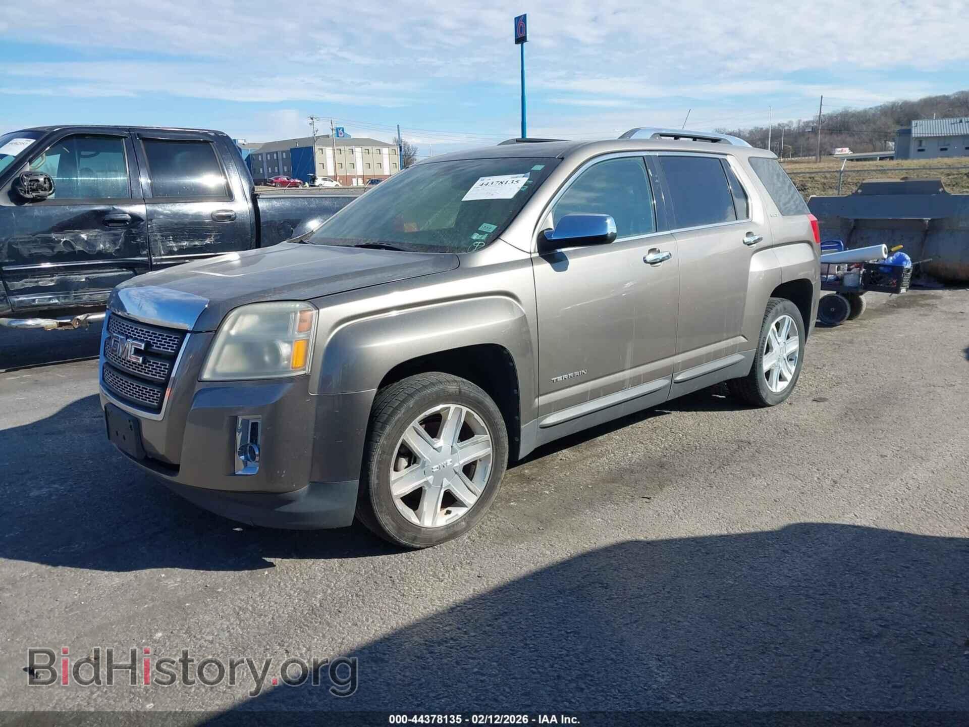 2010 GMC TERRAIN - VIN: 2CTFLJEY2A6389694 - Photo 2