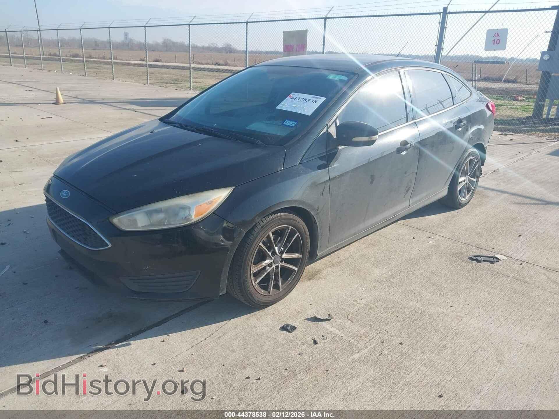 2016 FORD FOCUS - VIN: 1FADP3F28GL267523 - Фото 2