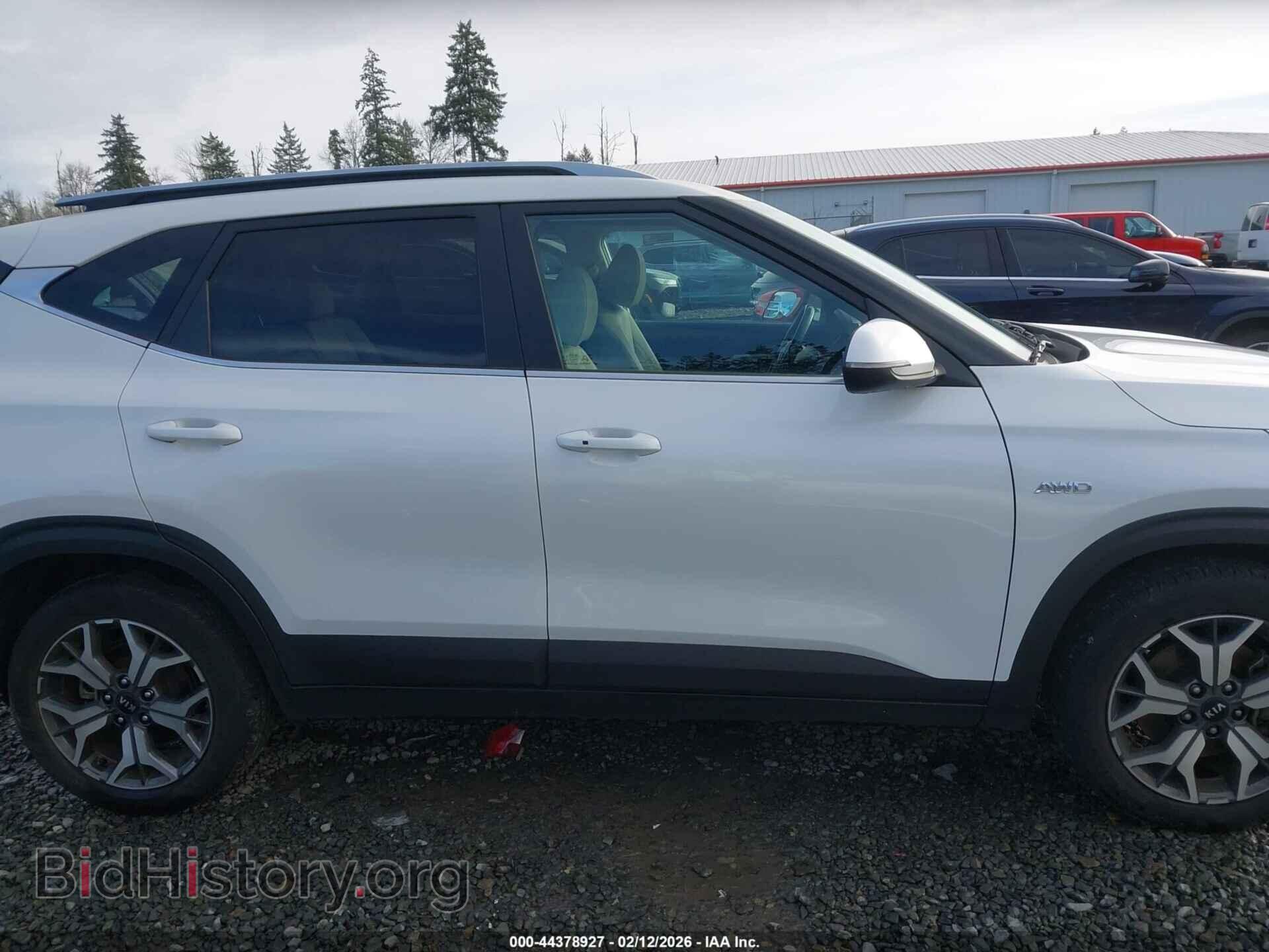 2021 KIA SELTOS - VIN: KNDERCAAXM7175616 - Фото 14