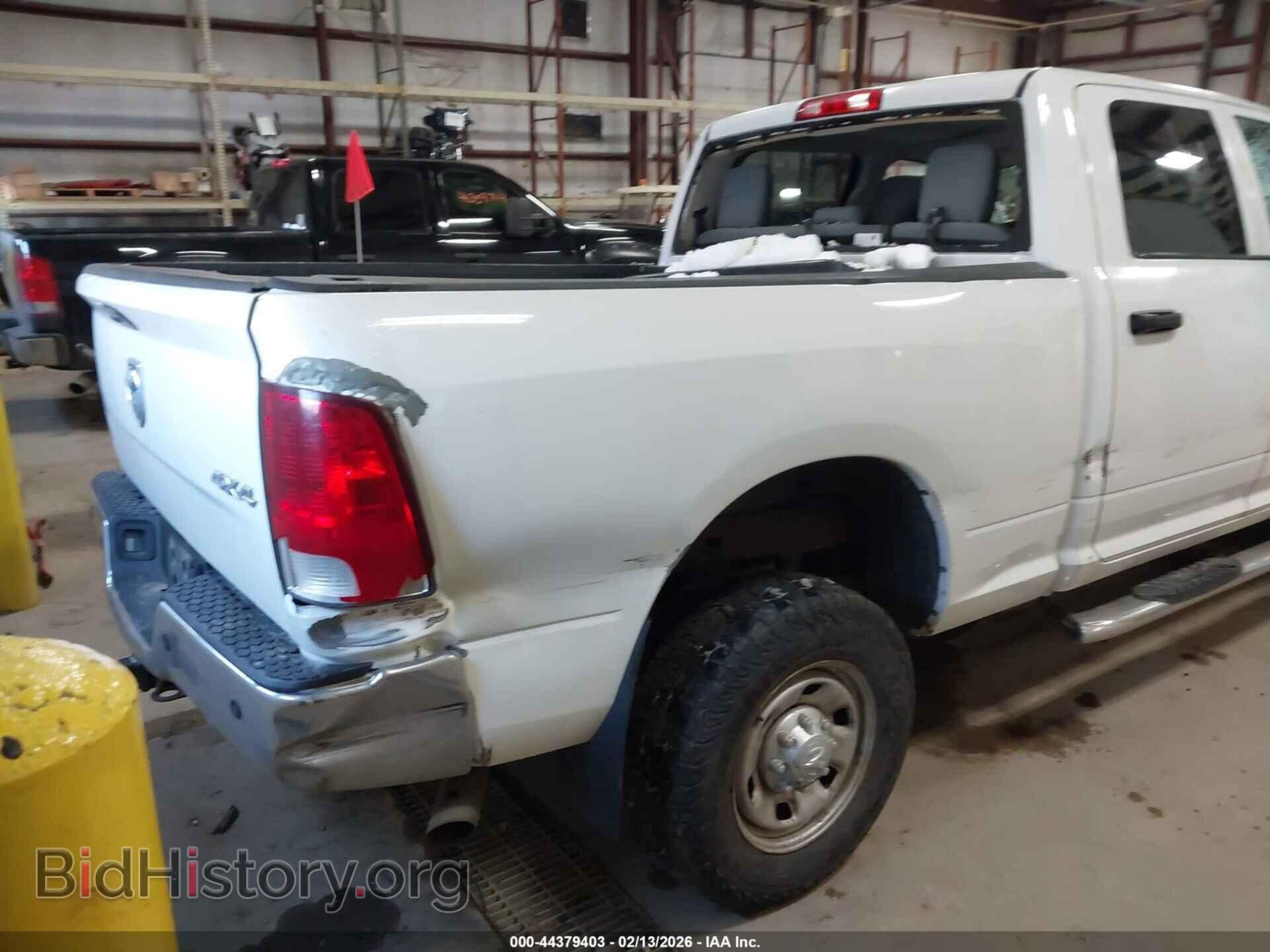 2018 RAM 2500 - VIN: 3C6UR5CJ1JG147537 - Фото 4