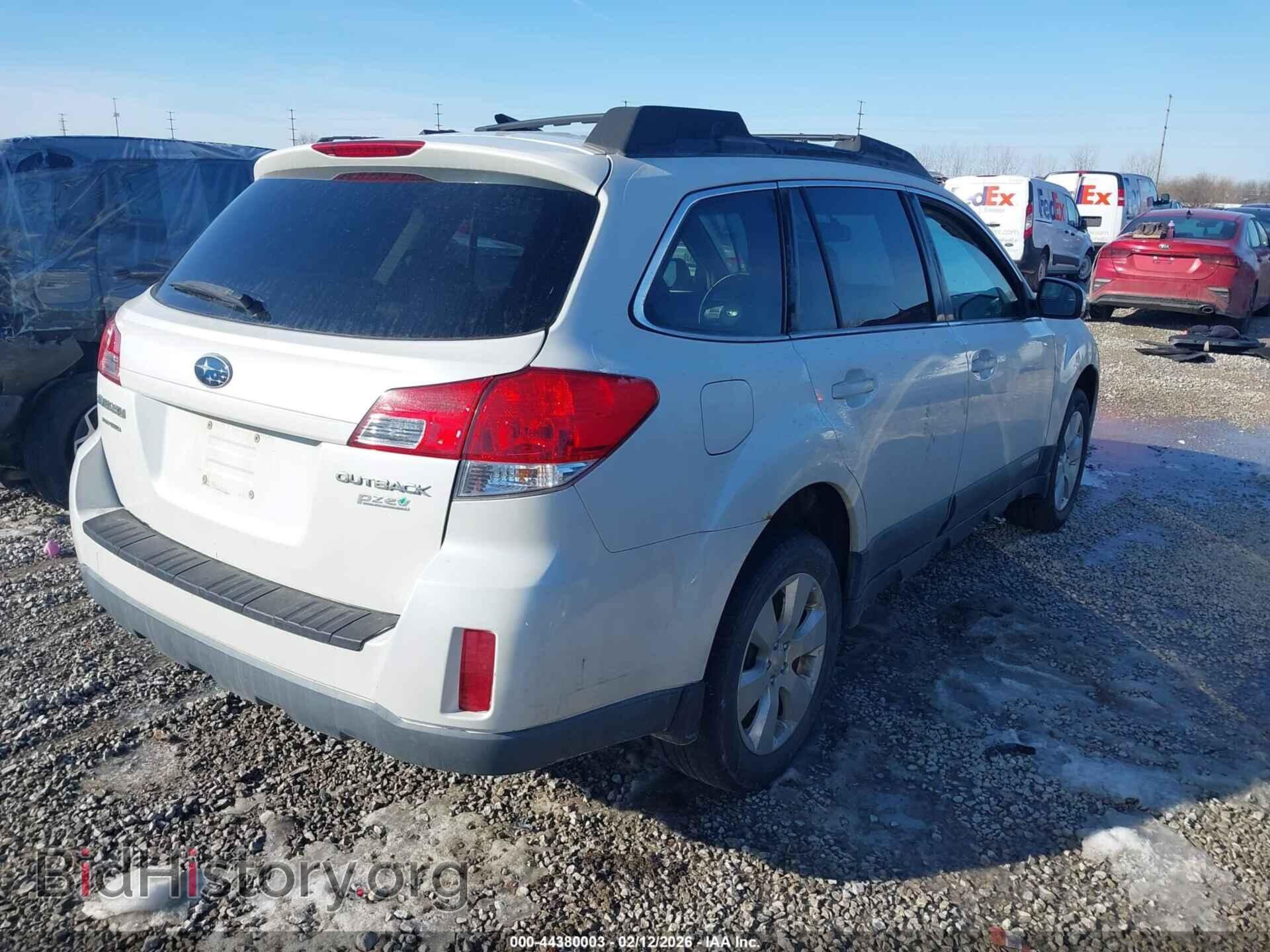 2011 SUBARU OUTBACK - VIN: 4S4BRBCC2B3326508 - Фото 4