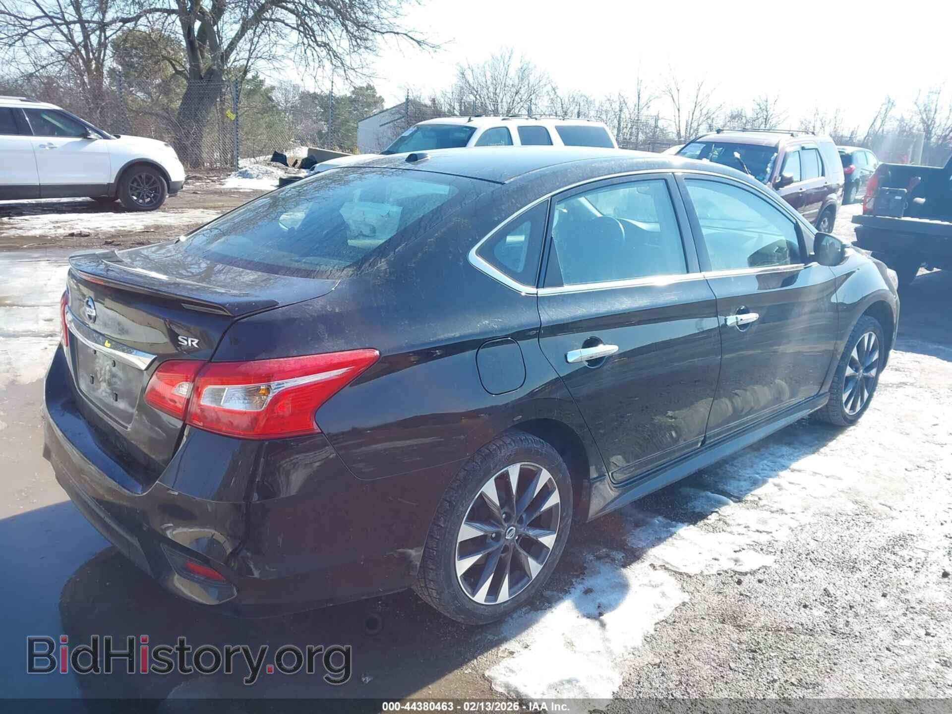 2017 NISSAN SENTRA - VIN: 3N1AB7AP1HY234476 - Фото 4