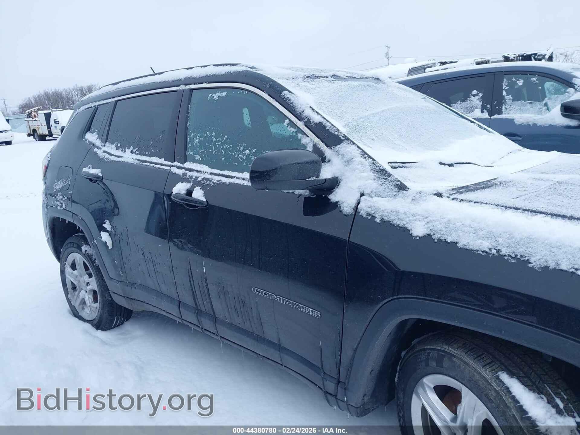 2024 JEEP COMPASS - VIN: 3C4NJDBN1RT596223 - Фото 13